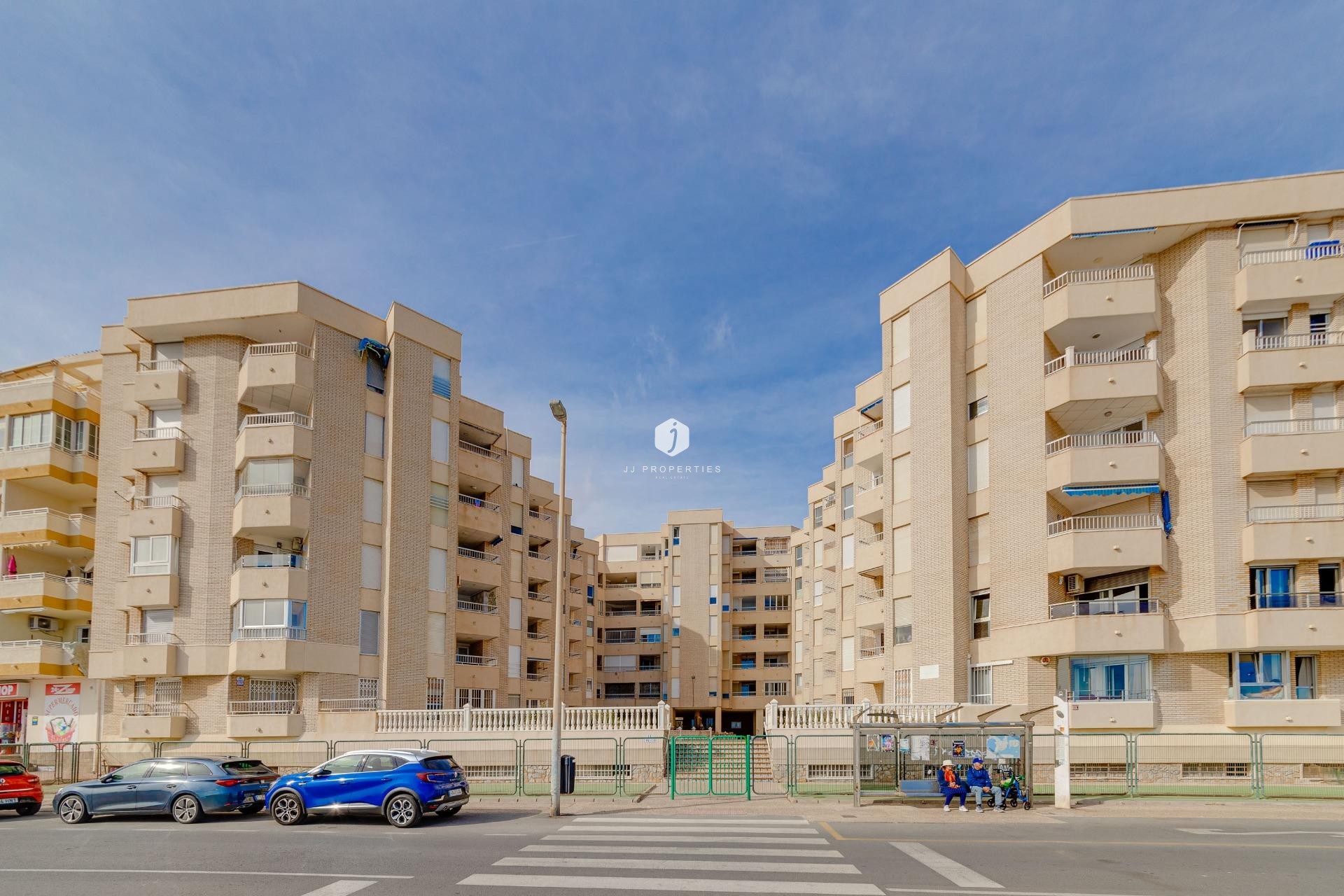 D'occasion - Appartement -
Torrevieja - Centro