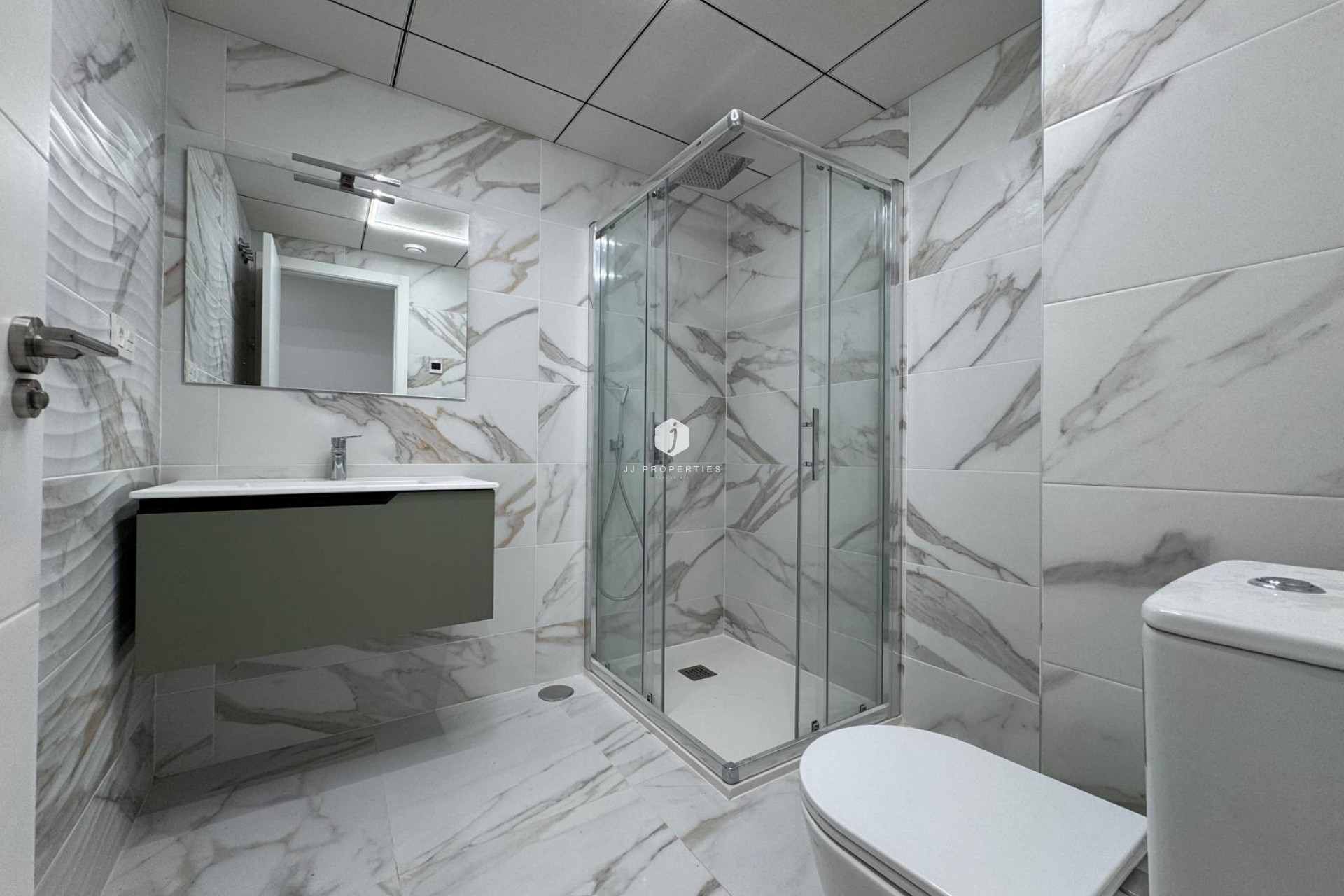 D'occasion - Appartement -
Torrevieja - Centro