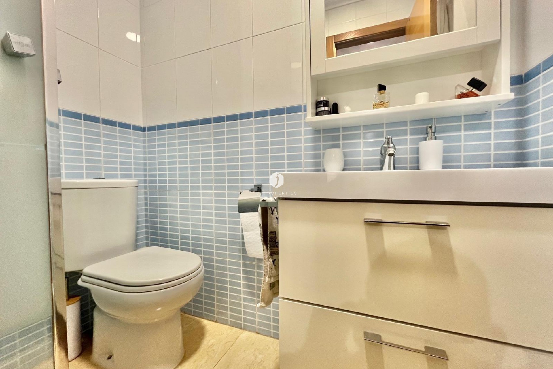 D'occasion - Appartement -
Torrevieja - Centro