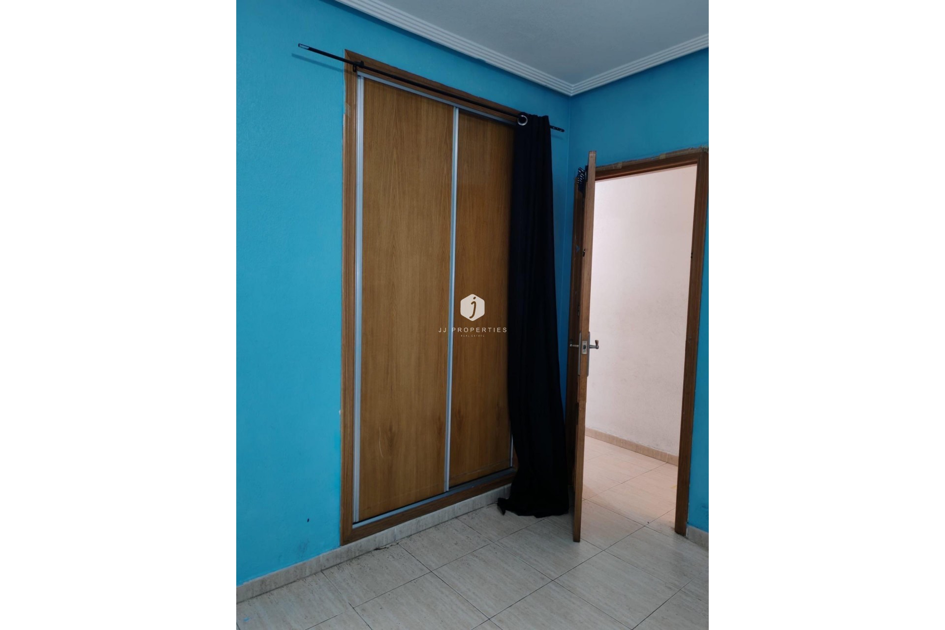 D'occasion - Appartement -
Torrevieja - Centro