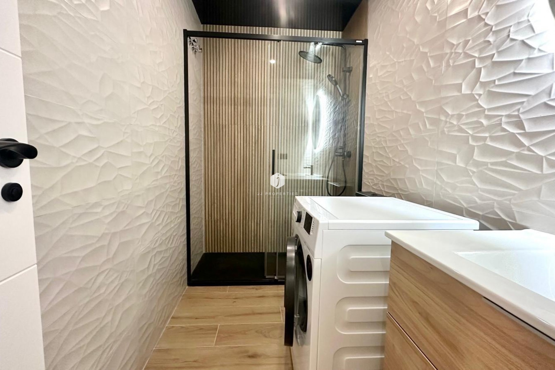 D'occasion - Appartement -
Torrevieja - Centro