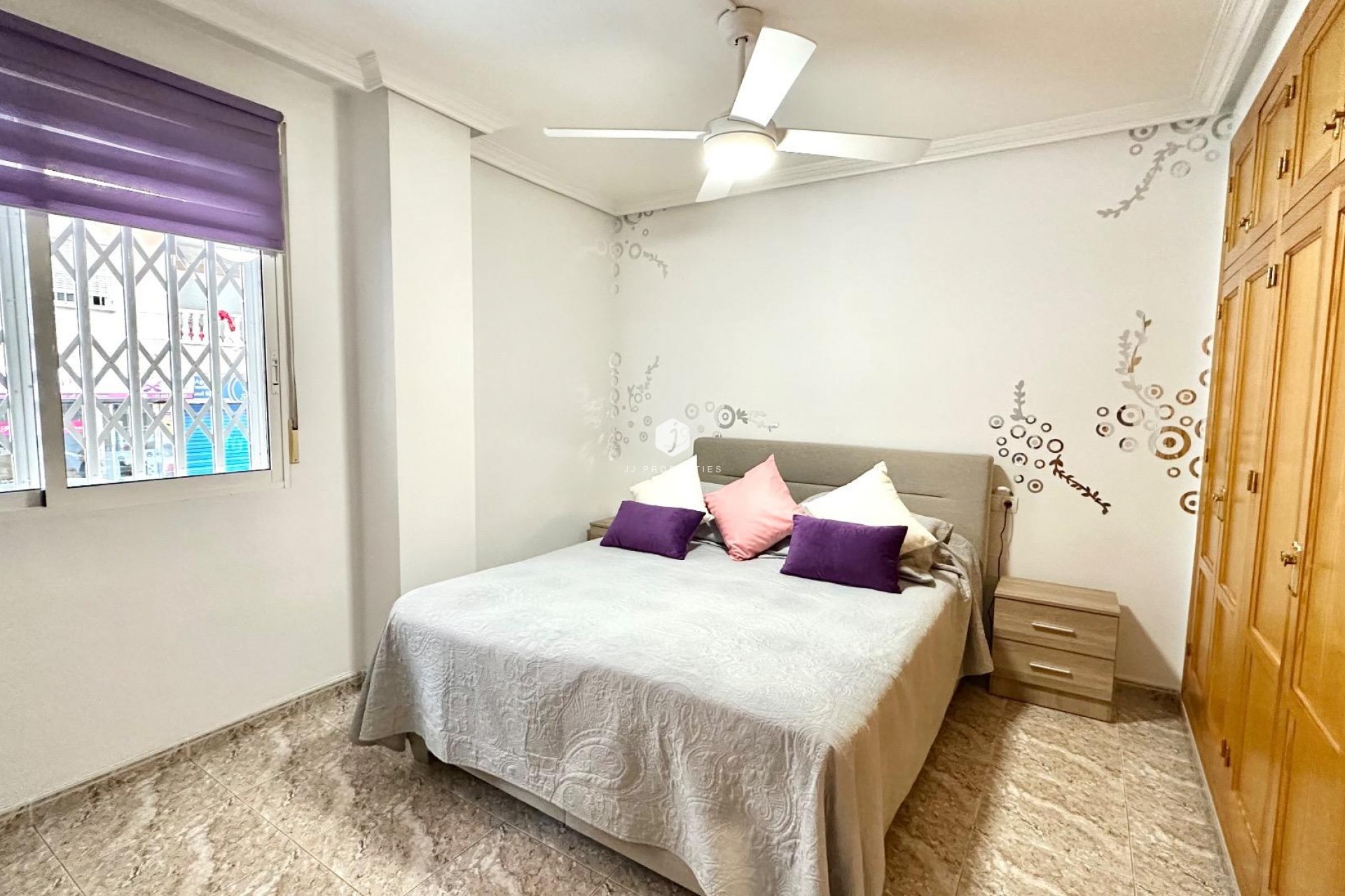 D'occasion - Appartement -
Torrevieja - Centro