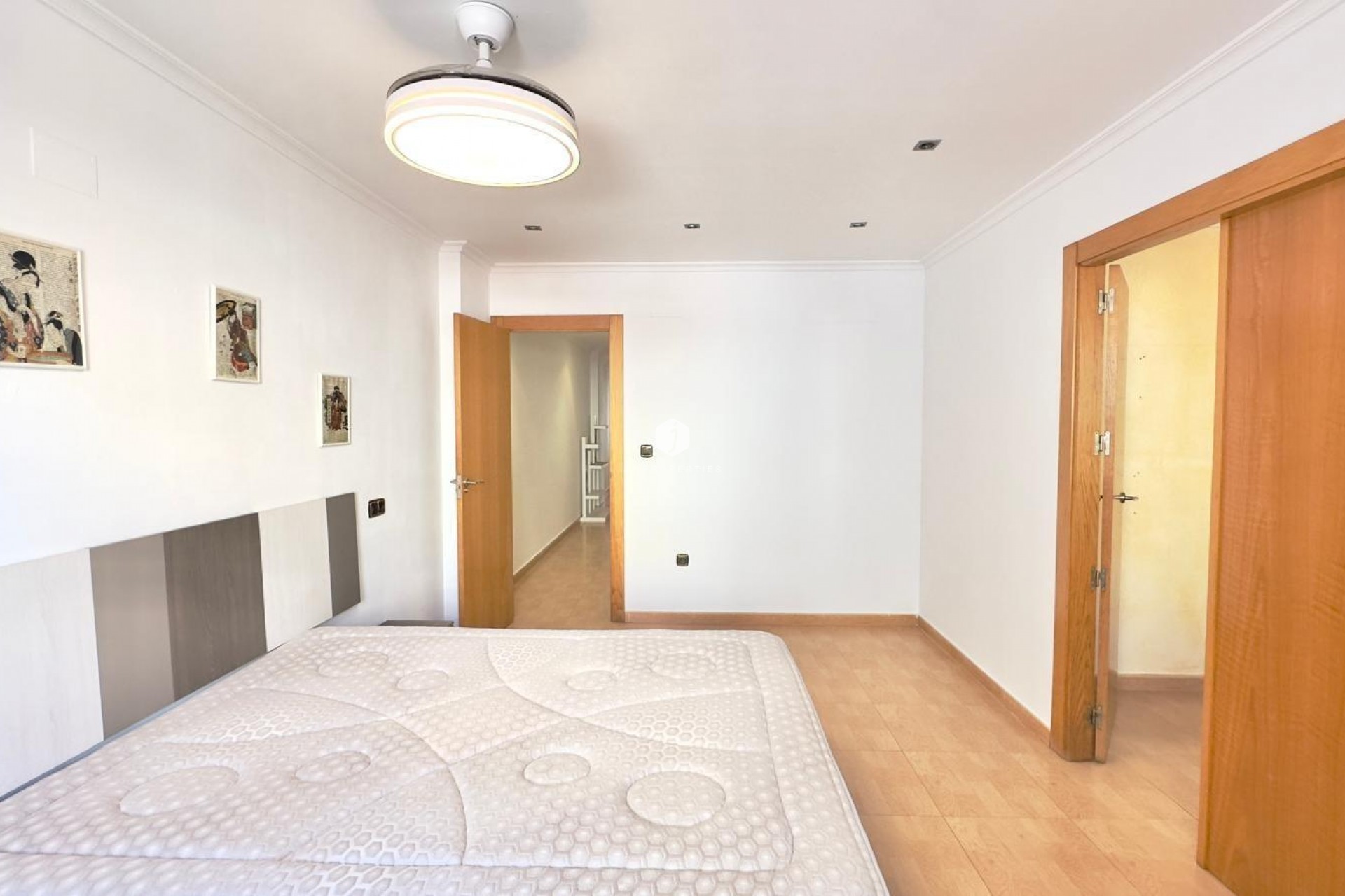 D'occasion - Appartement -
Torrevieja - Centro