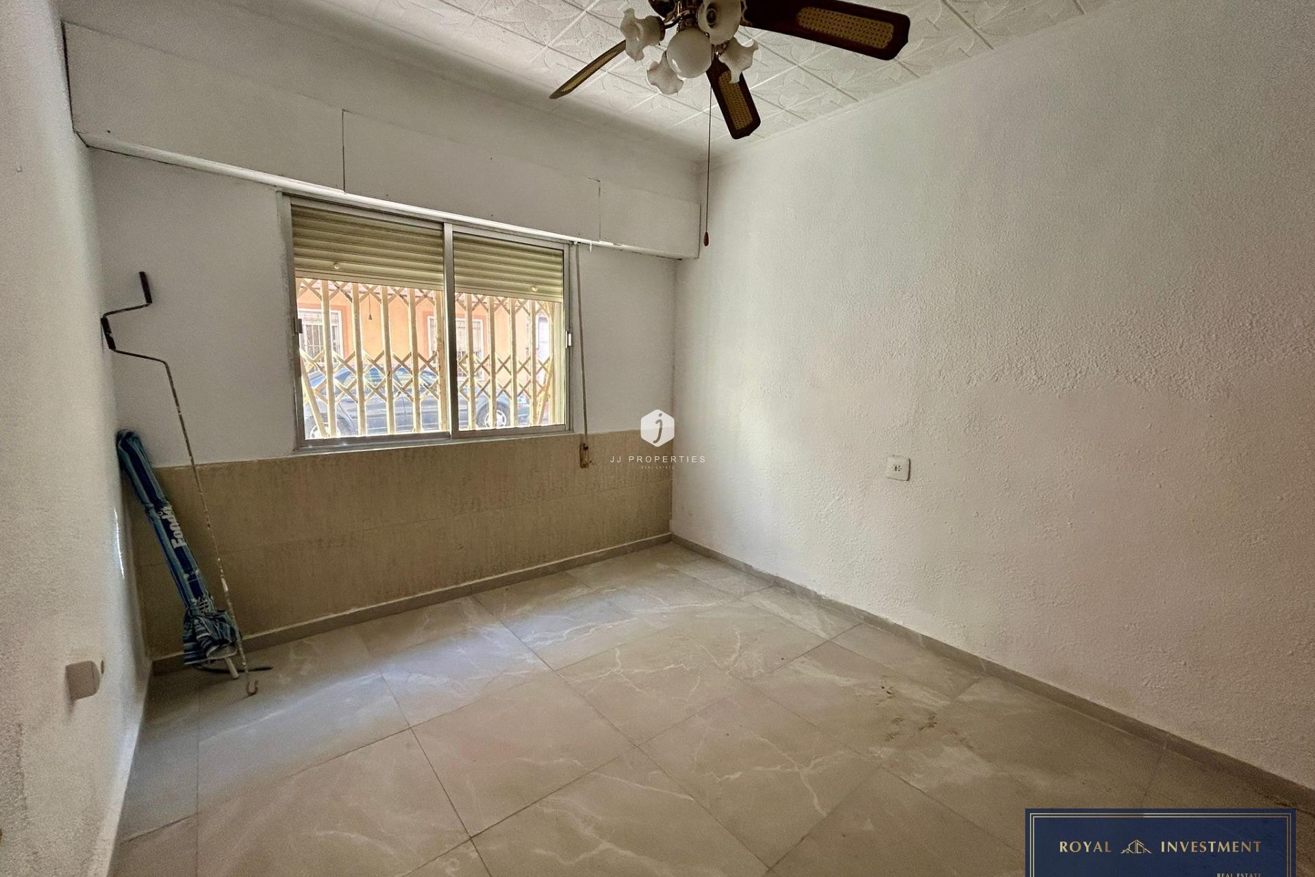 D'occasion - Appartement -
Torrevieja - Centro