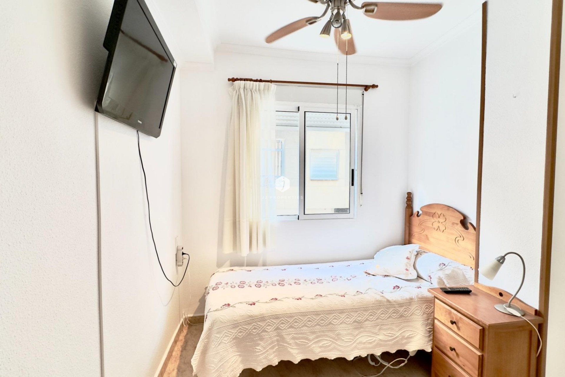 D'occasion - Appartement -
Torrevieja - Centro