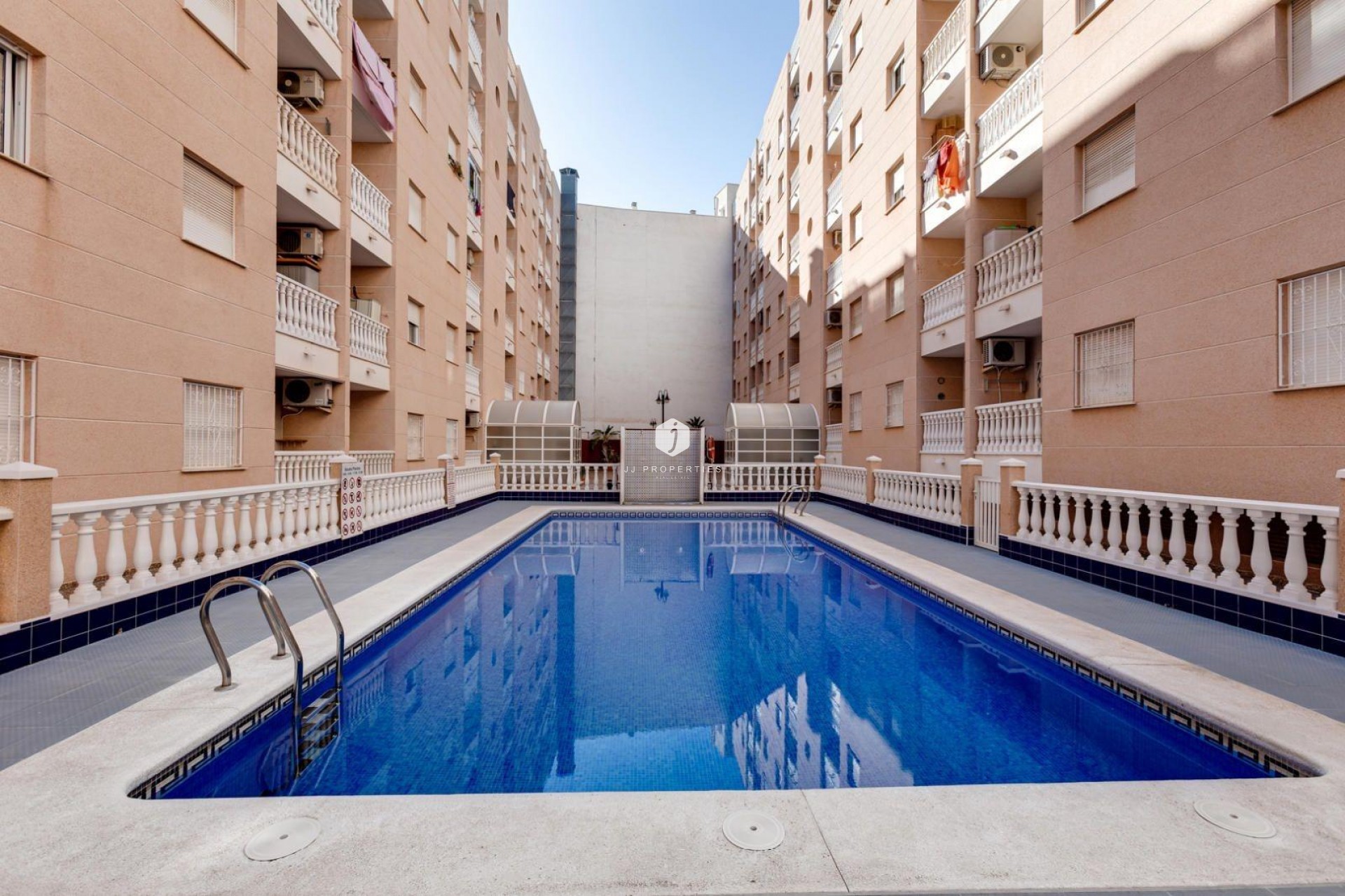 D'occasion - Appartement -
Torrevieja - Centro
