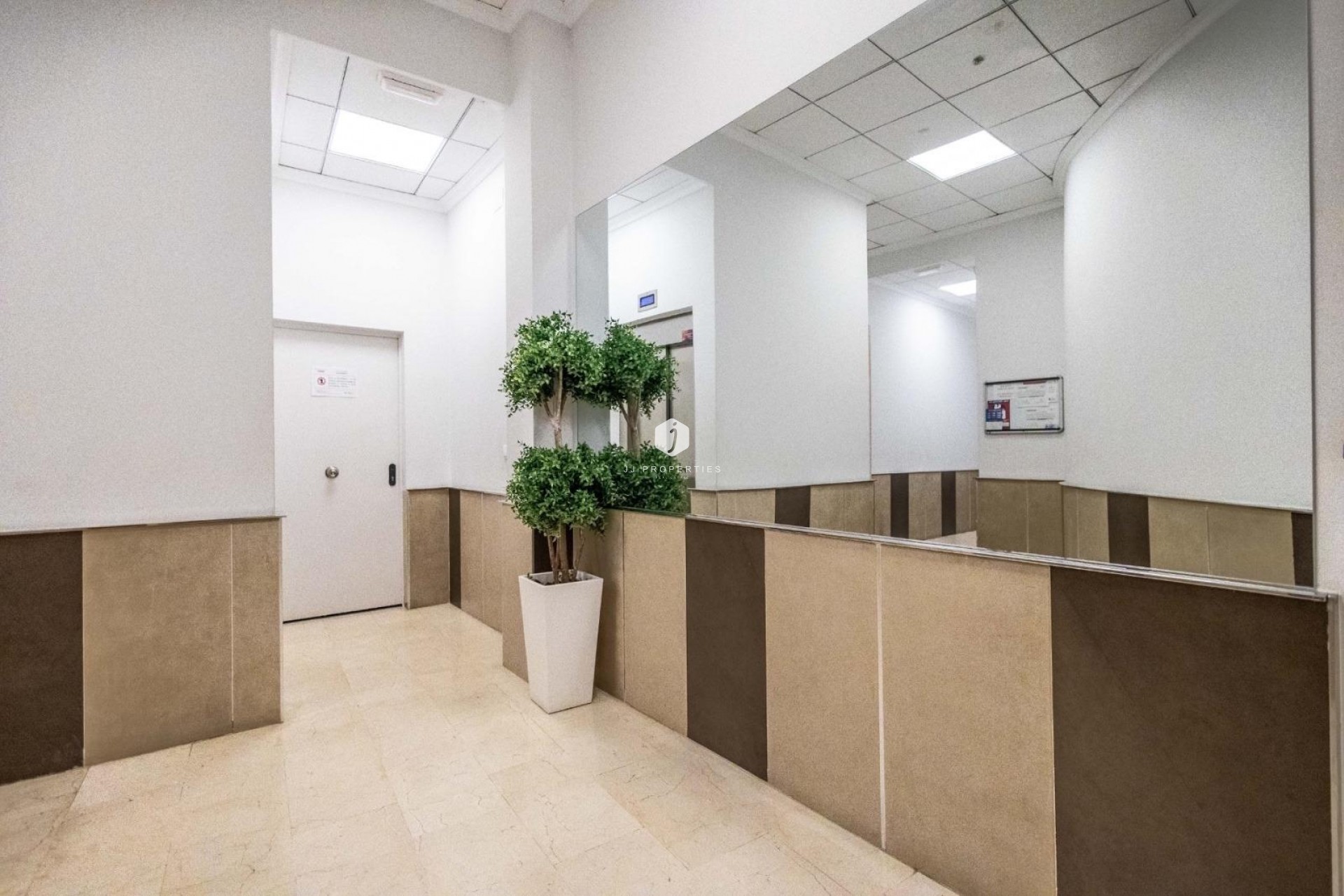 D'occasion - Appartement -
Torrevieja - Centro