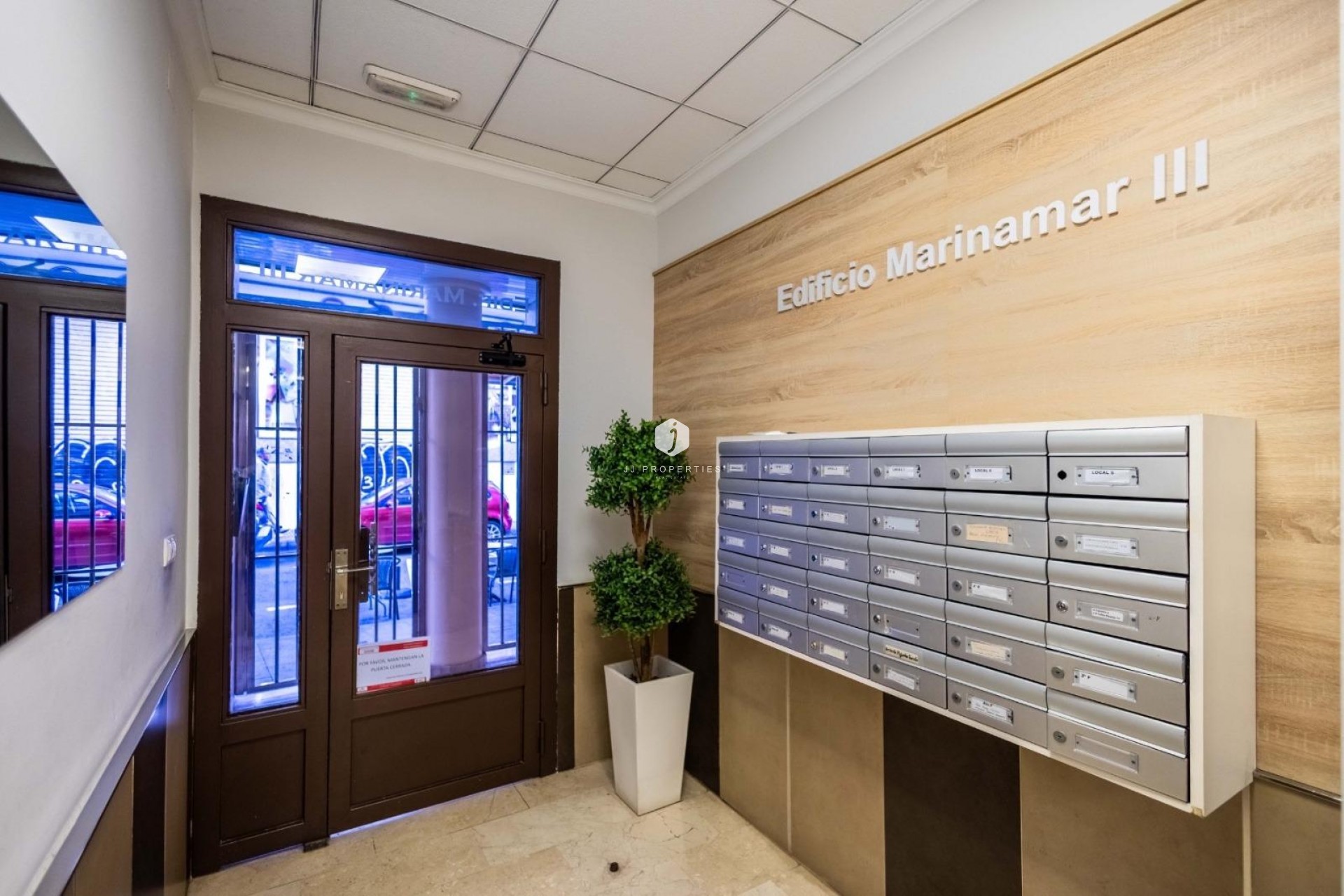 D'occasion - Appartement -
Torrevieja - Centro