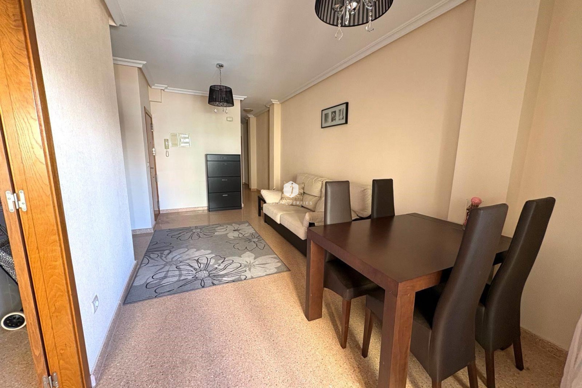 D'occasion - Appartement -
Torrevieja - Centro