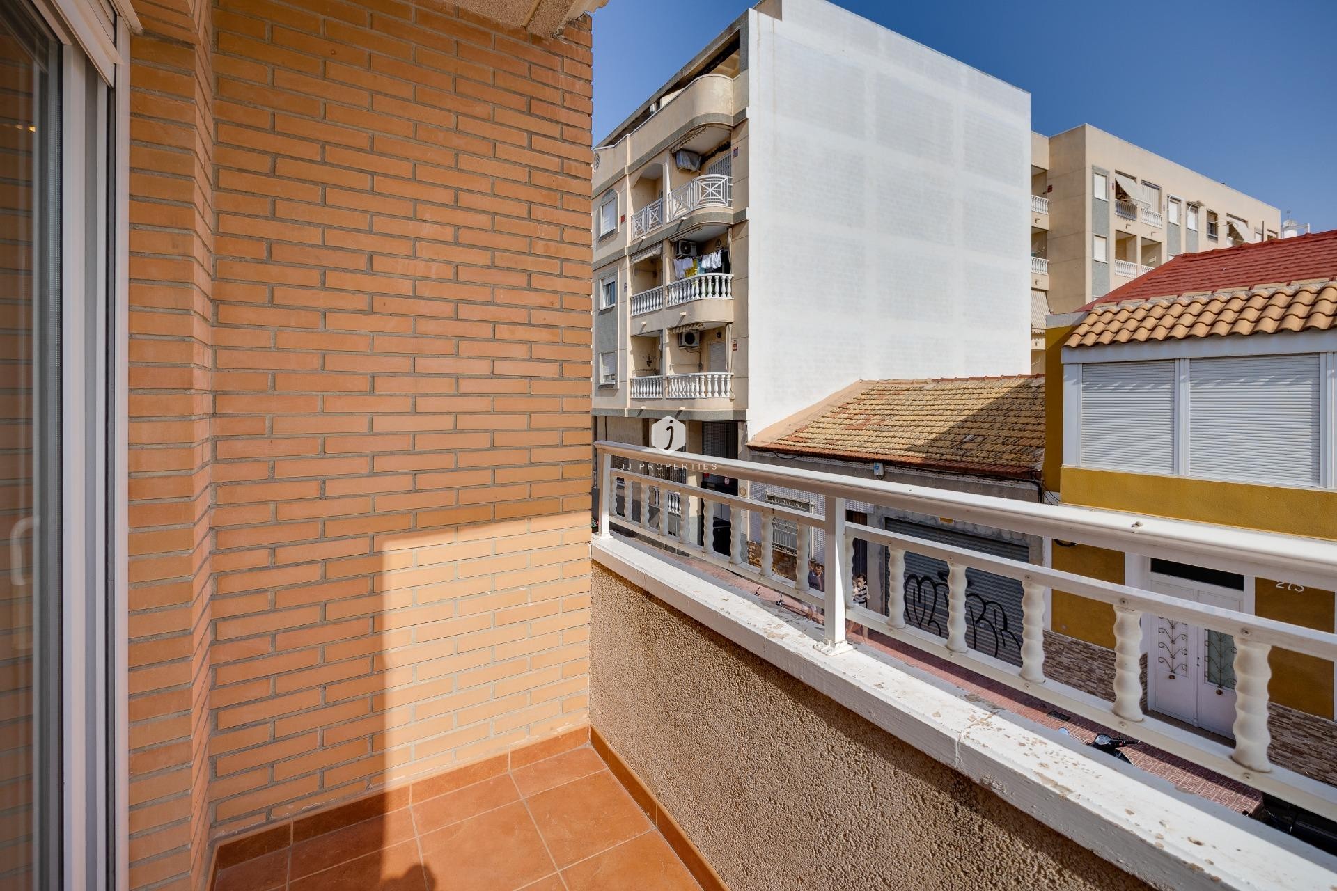D'occasion - Appartement -
Torrevieja - Centro