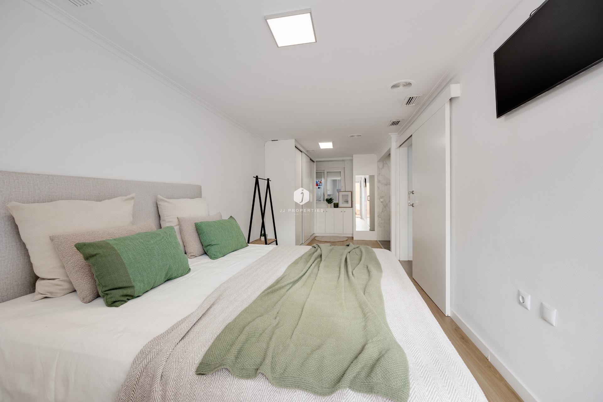 D'occasion - Appartement -
Torrevieja - Centro