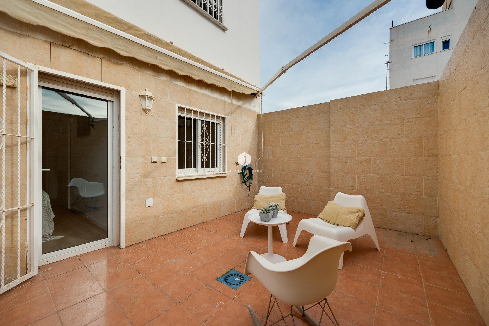 D'occasion - Appartement -
Torrevieja - Centro