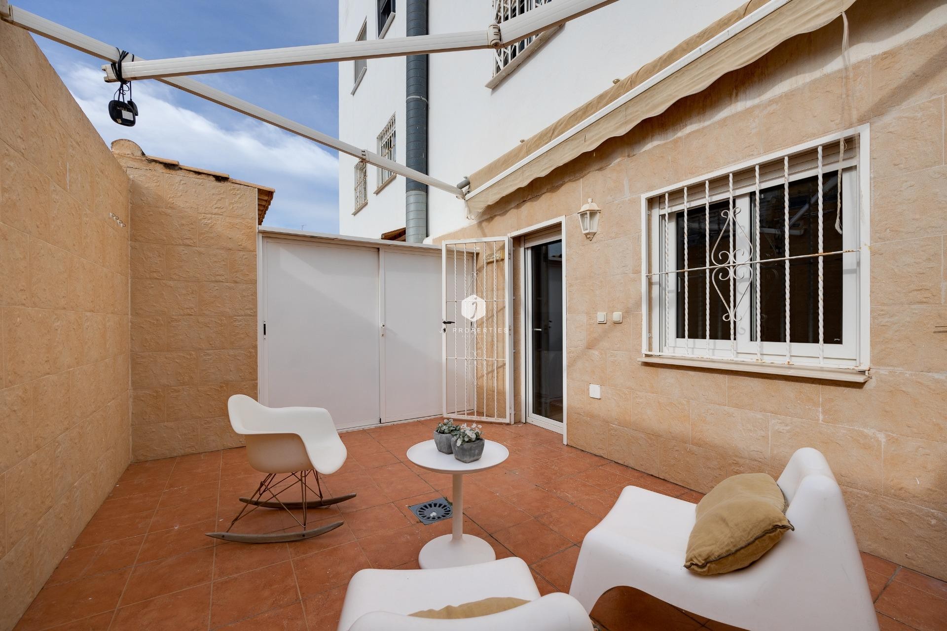 D'occasion - Appartement -
Torrevieja - Centro