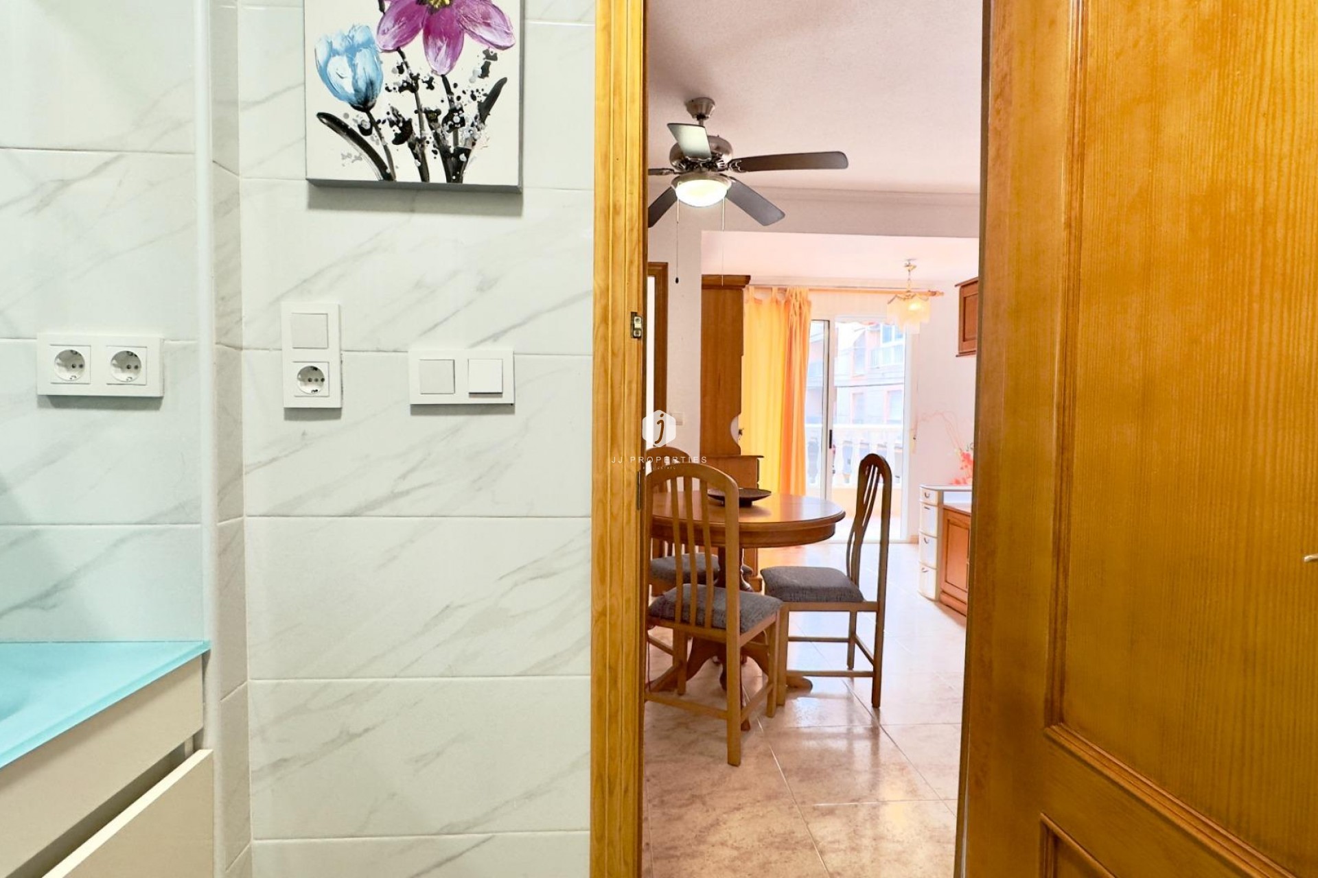 D'occasion - Appartement -
Torrevieja - Centro