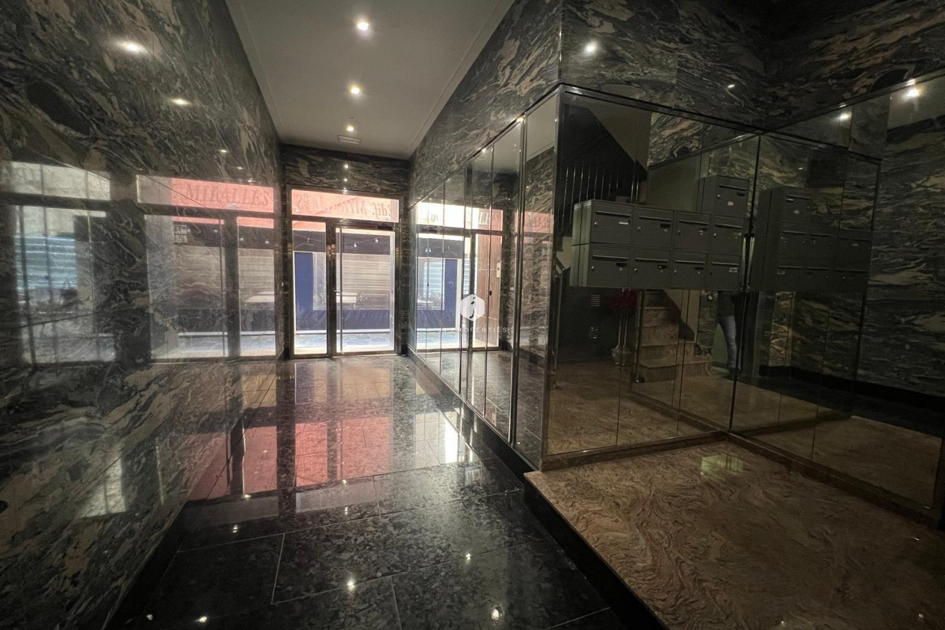 D'occasion - Appartement -
Torrevieja - Centro