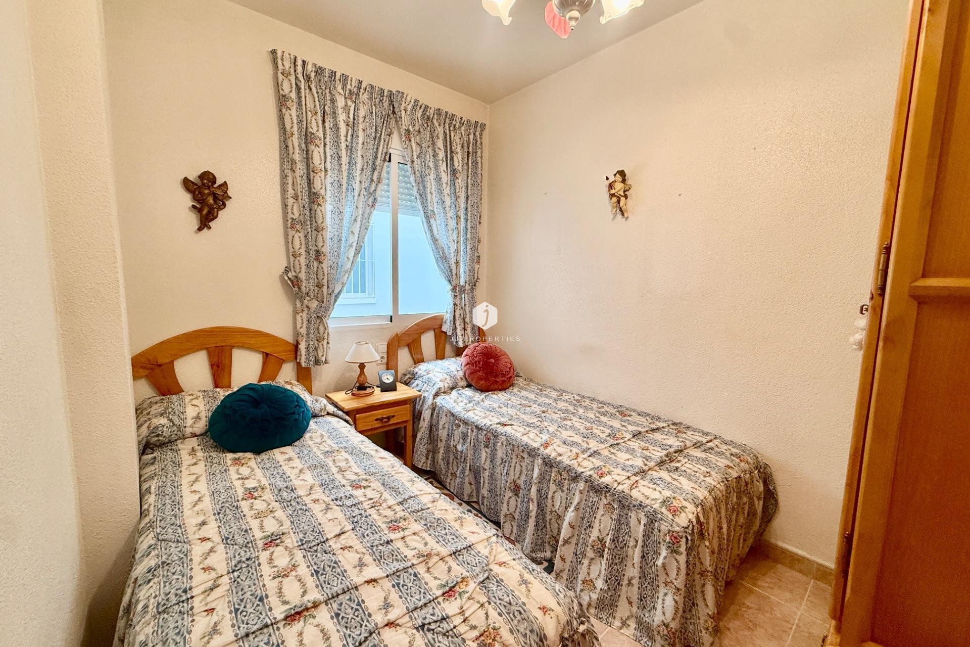 D'occasion - Appartement -
Torrevieja - Centro