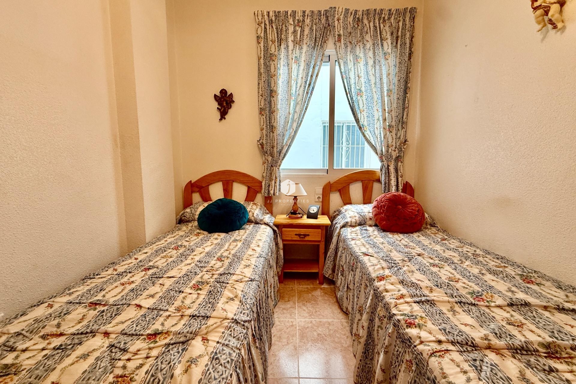 D'occasion - Appartement -
Torrevieja - Centro