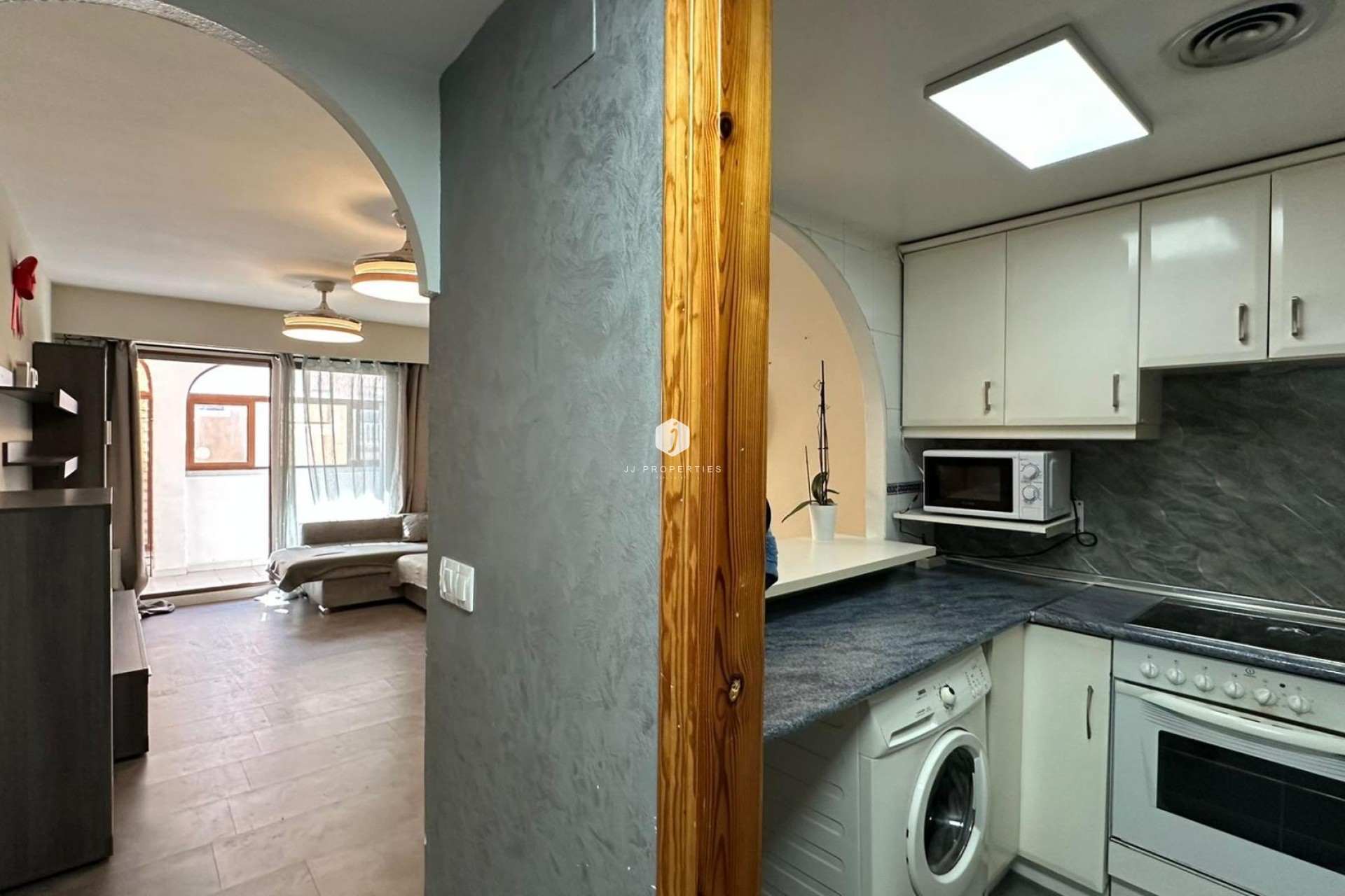 D'occasion - Appartement -
Torrevieja - Centro