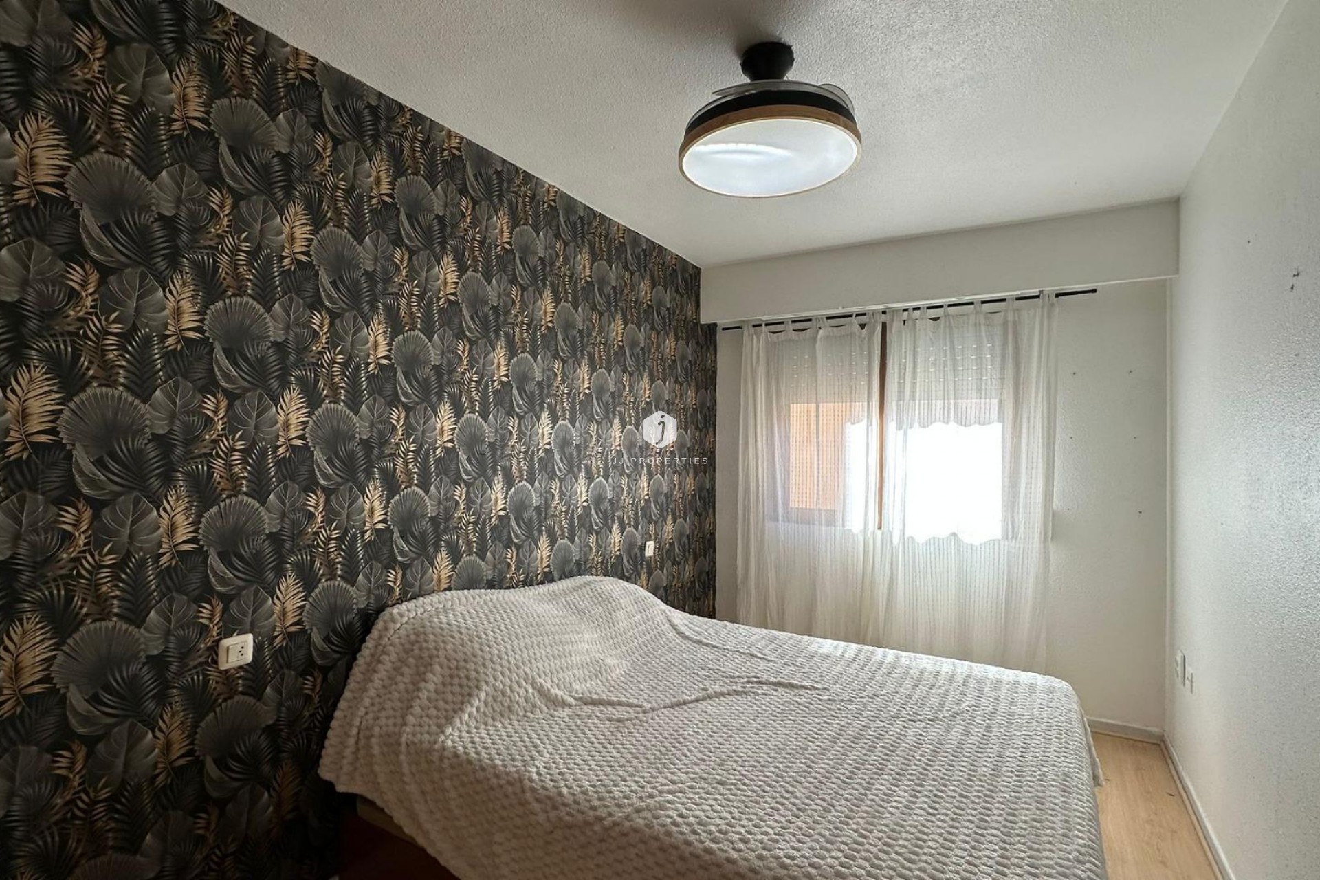 D'occasion - Appartement -
Torrevieja - Centro