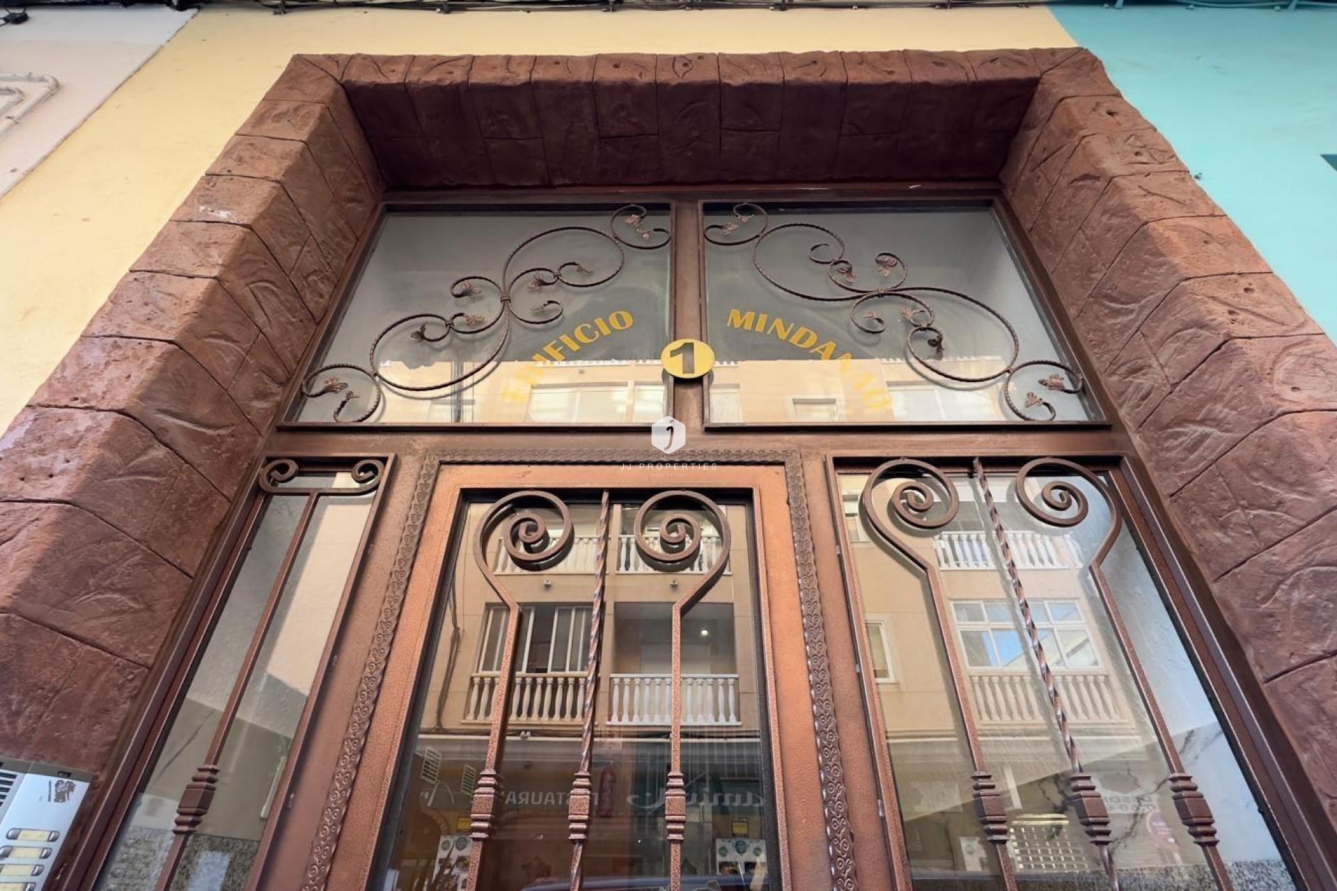 D'occasion - Appartement -
Torrevieja - Centro