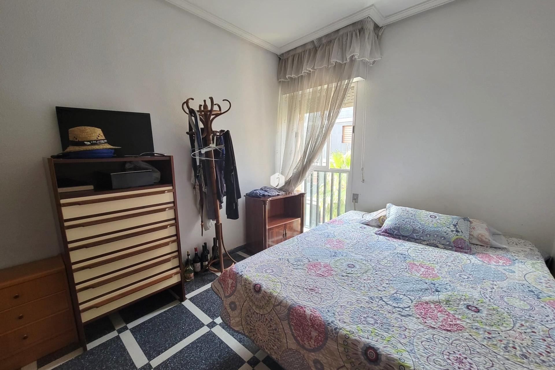 D'occasion - Appartement -
Torrevieja - Centro