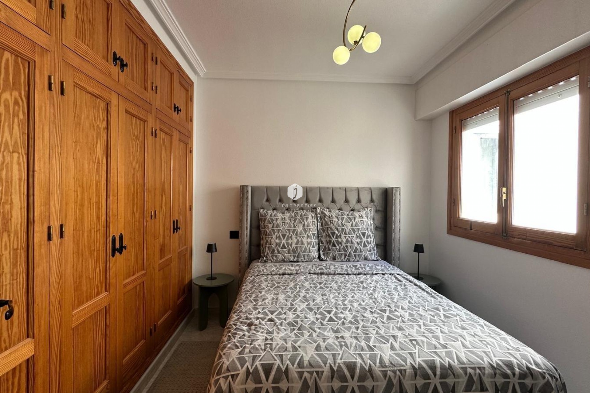 D'occasion - Appartement -
Torrevieja - Centro