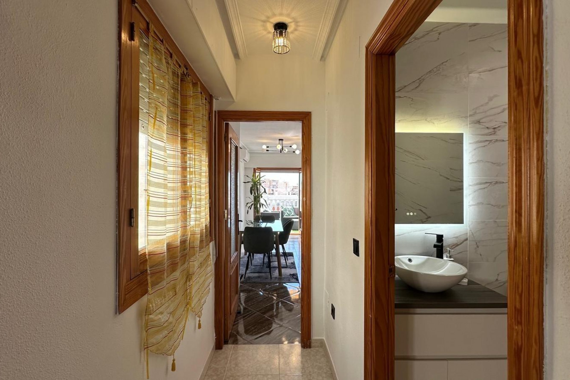 D'occasion - Appartement -
Torrevieja - Centro