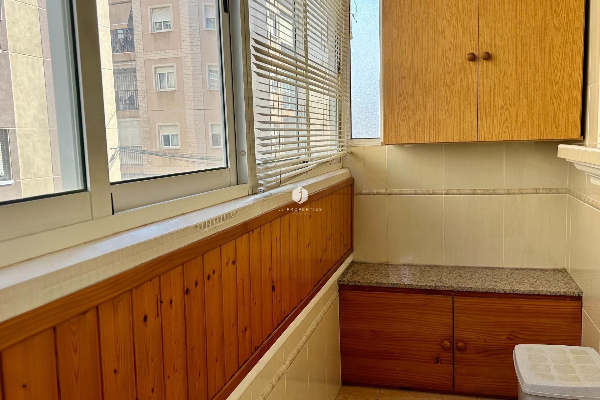 D'occasion - Appartement -
Torrevieja - Centro