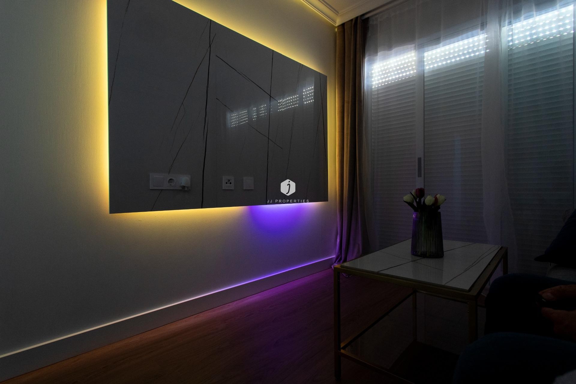 D'occasion - Appartement -
Torrevieja - Centro