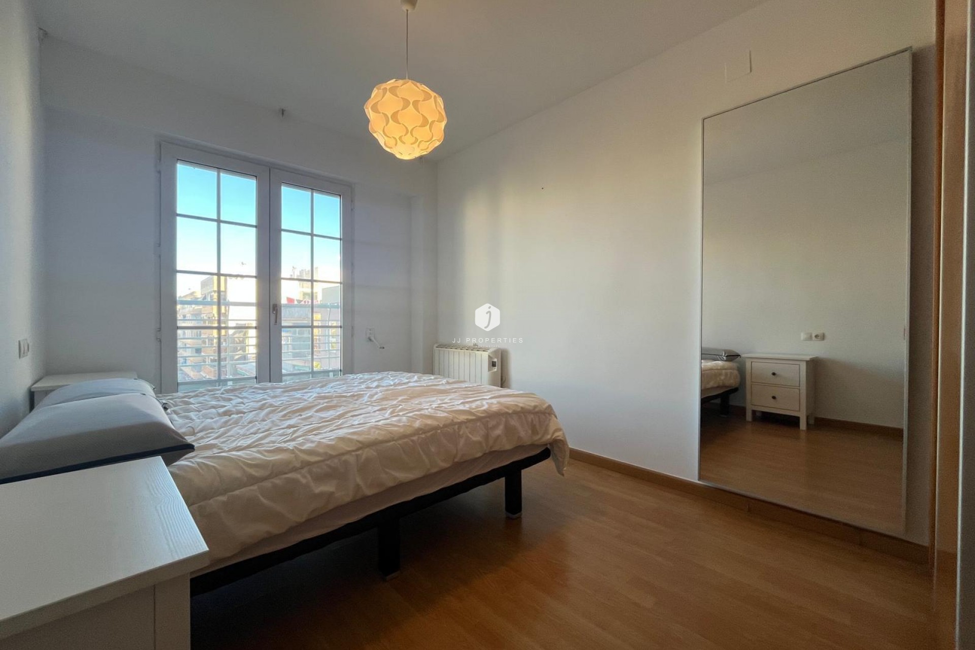 D'occasion - Appartement -
Torrevieja - Centro