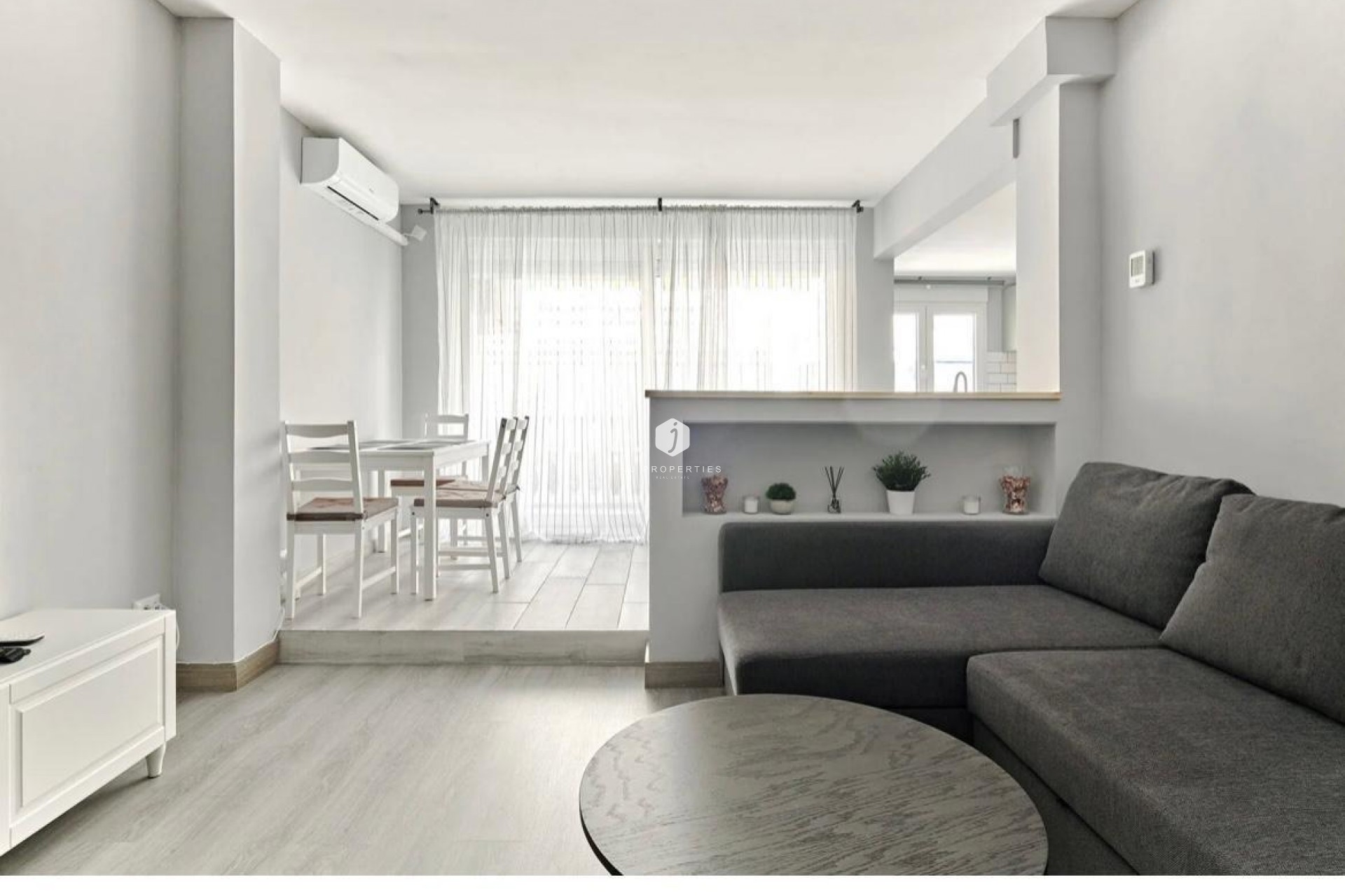 D'occasion - Appartement -
Torrevieja - Centro