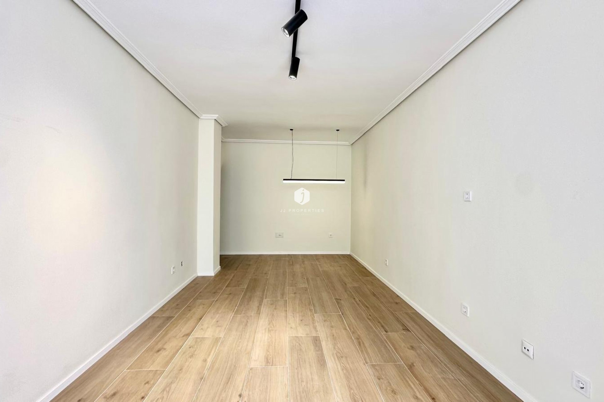 D'occasion - Appartement -
Torrevieja - Centro