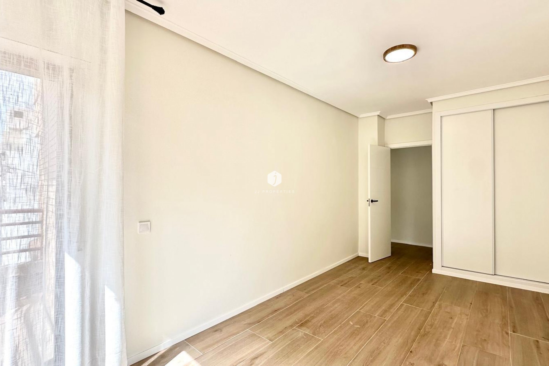 D'occasion - Appartement -
Torrevieja - Centro