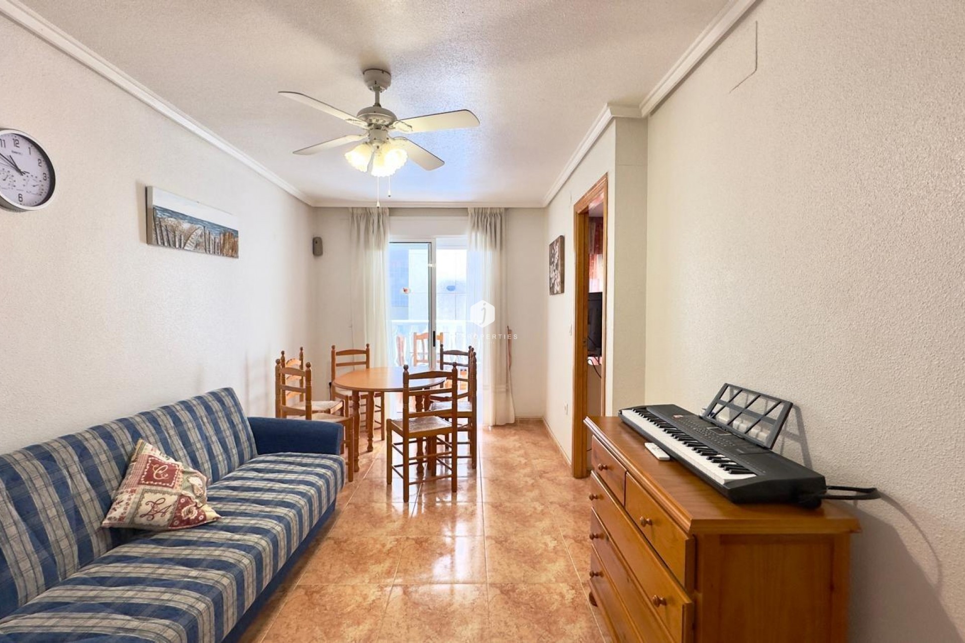 D'occasion - Appartement -
Torrevieja - Centro