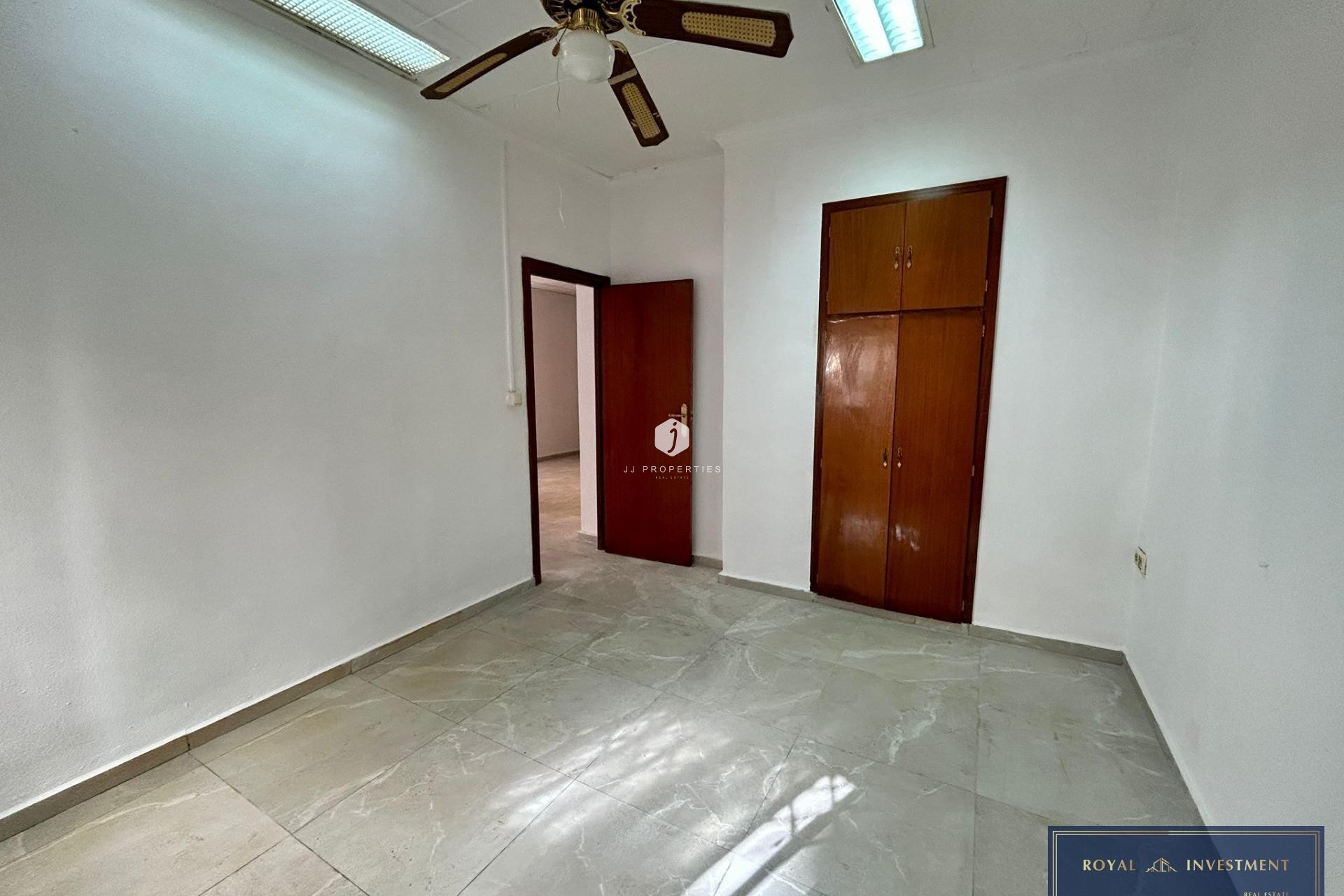 D'occasion - Appartement -
Torrevieja - Centro