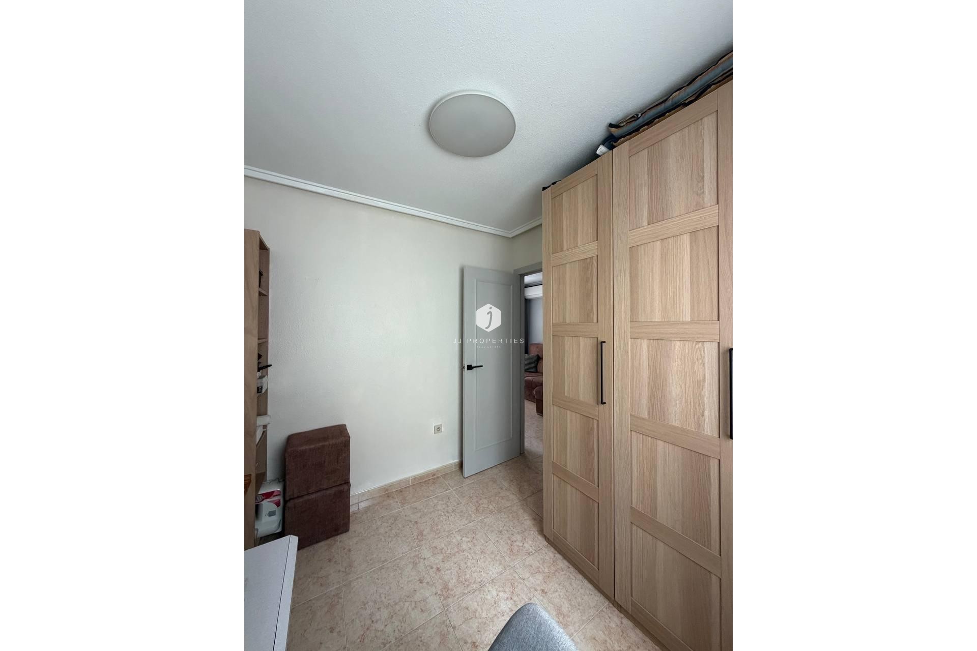 D'occasion - Appartement -
Torrevieja - Centro