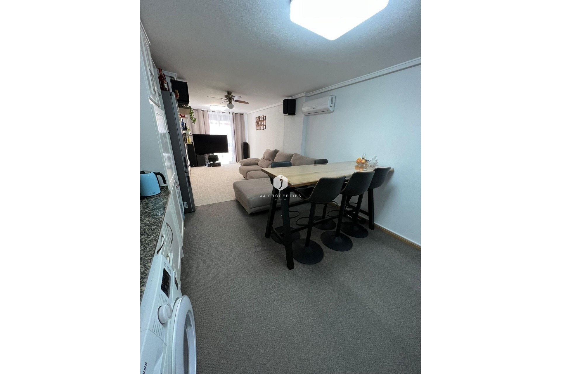D'occasion - Appartement -
Torrevieja - Centro