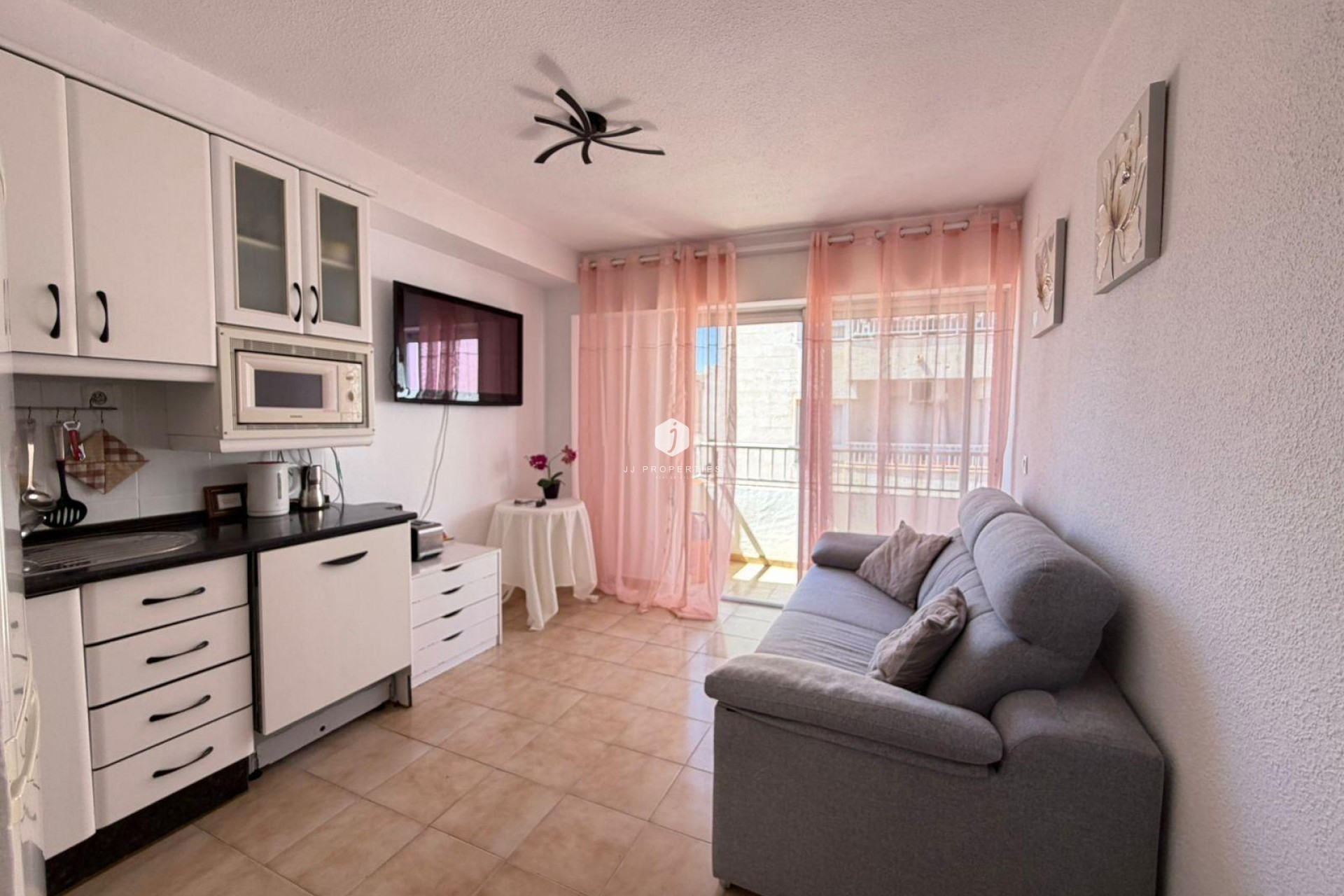 D'occasion - Appartement -
Torrevieja - Centro