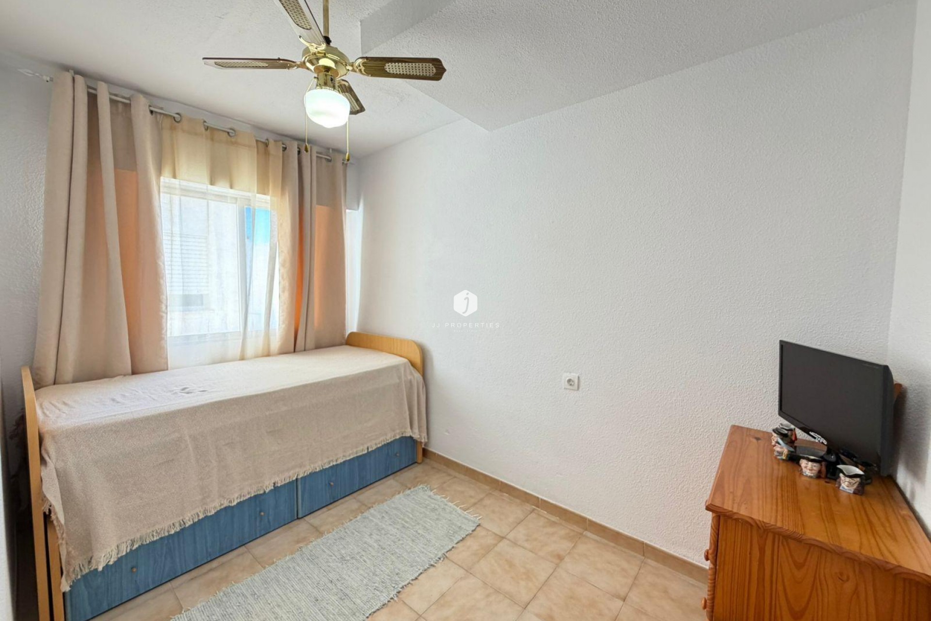 D'occasion - Appartement -
Torrevieja - Centro