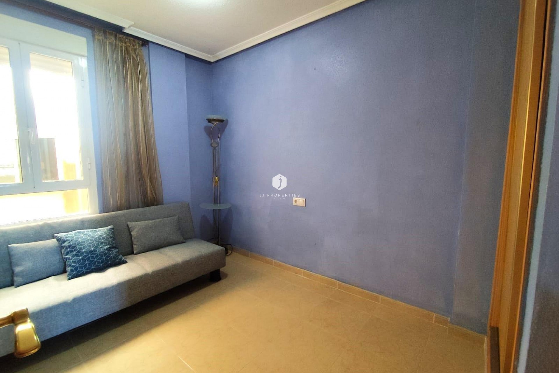 D'occasion - Appartement -
Torrevieja - Centro