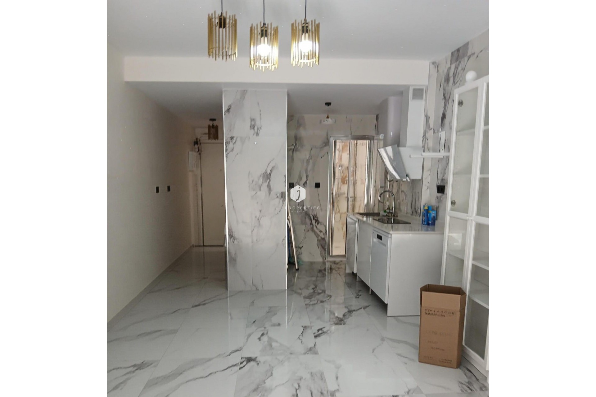 D'occasion - Appartement -
Torrevieja - Centro