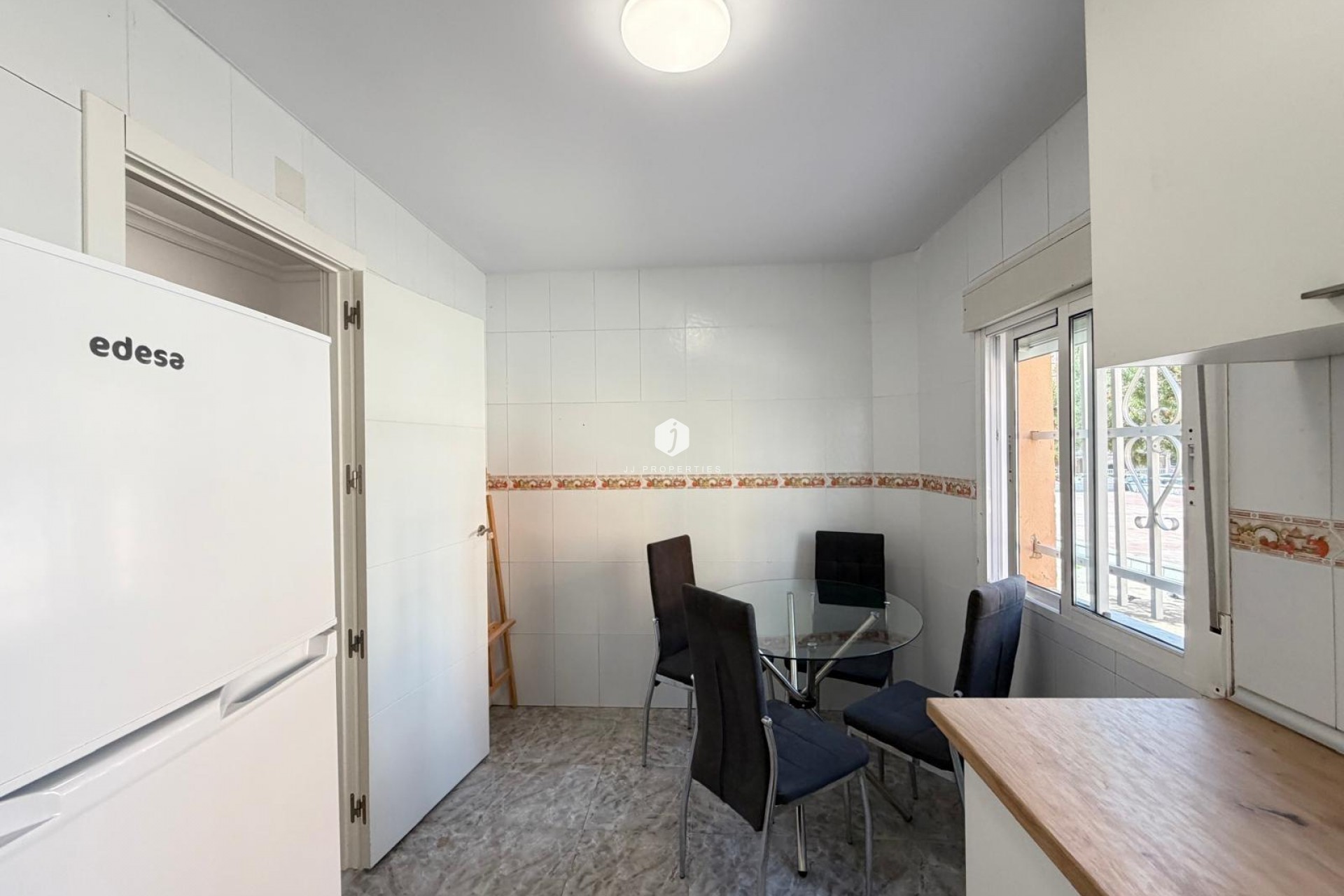 D'occasion - Appartement -
Torrevieja - Centro