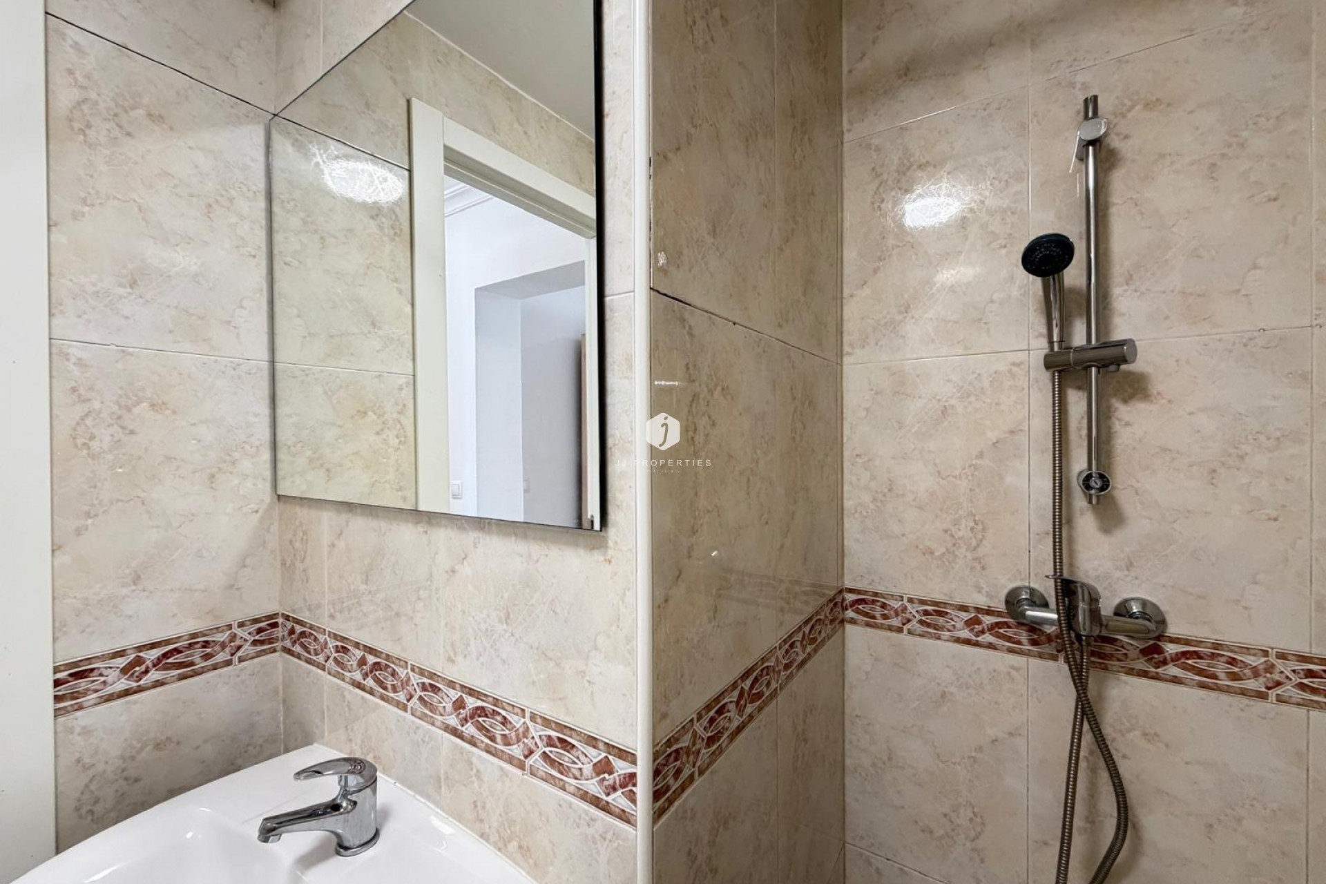 D'occasion - Appartement -
Torrevieja - Centro