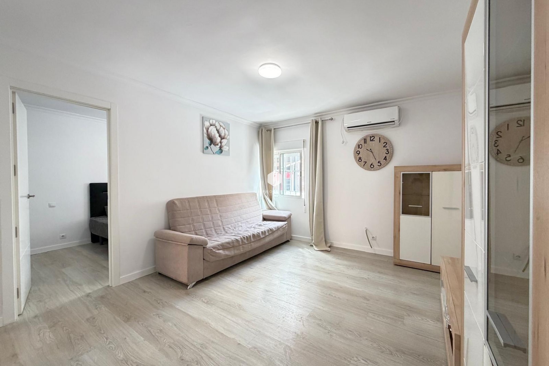 D'occasion - Appartement -
Torrevieja - Centro