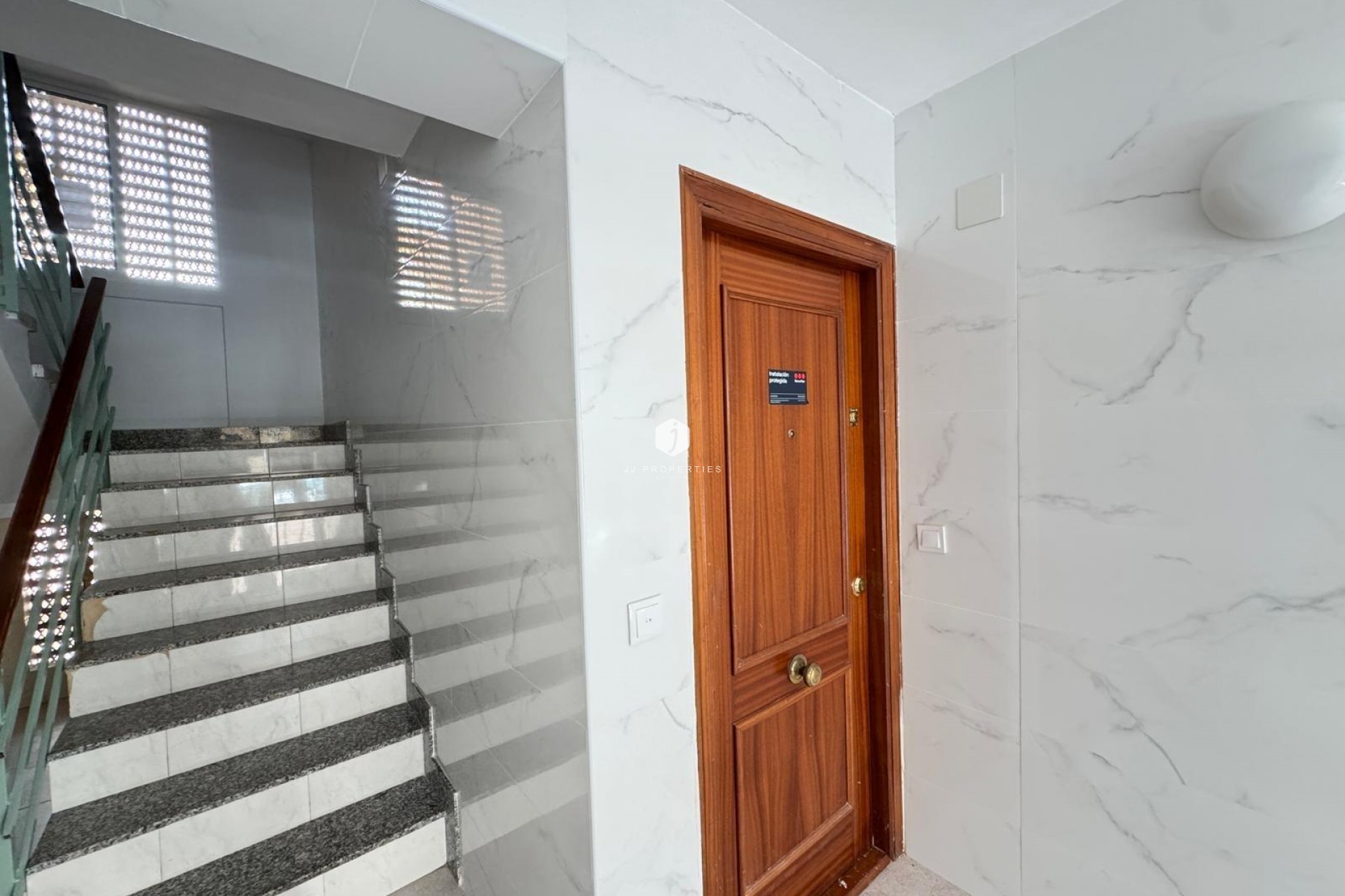 D'occasion - Appartement -
Torrevieja - Centro