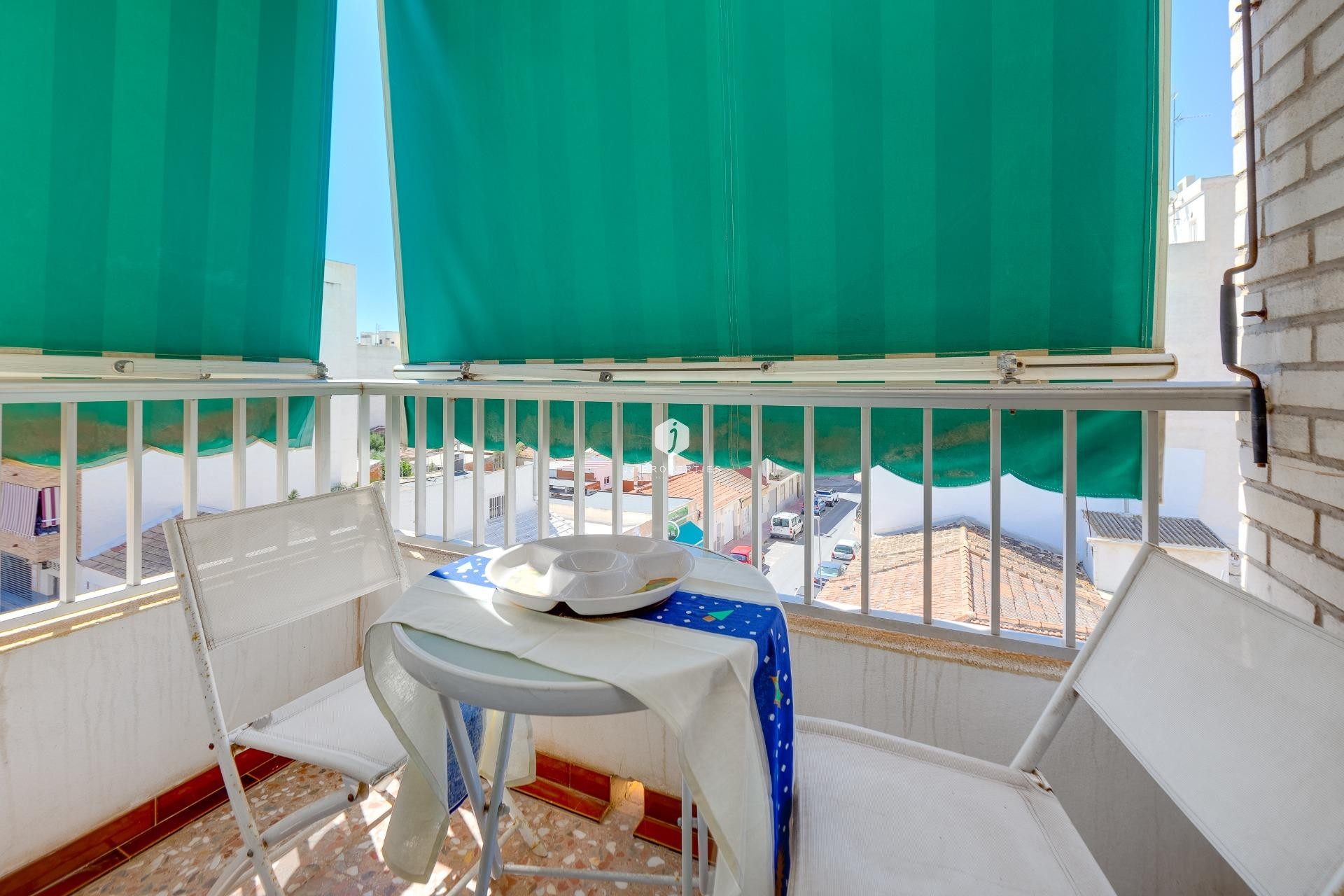 D'occasion - Appartement -
Torrevieja - Centro