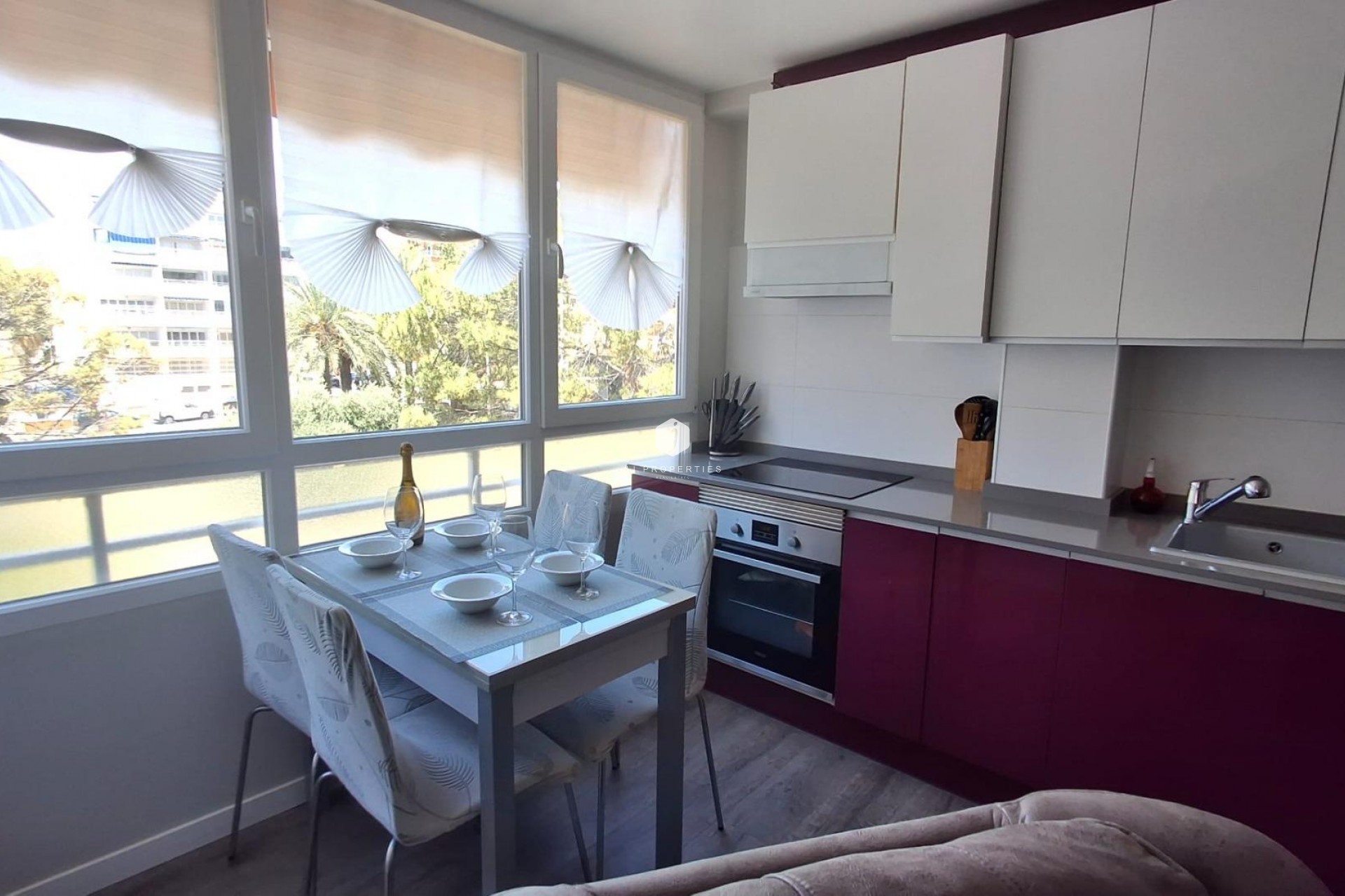 D'occasion - Appartement -
Torrevieja - Centro