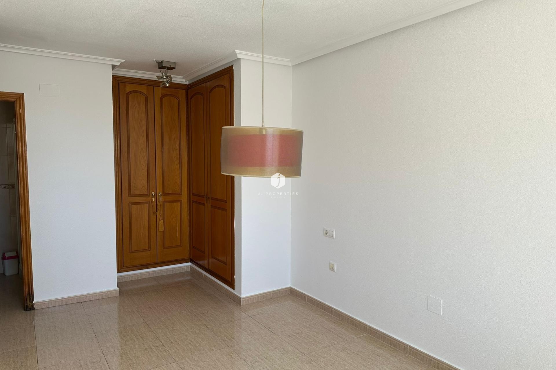 D'occasion - Appartement -
Torrevieja - Centro