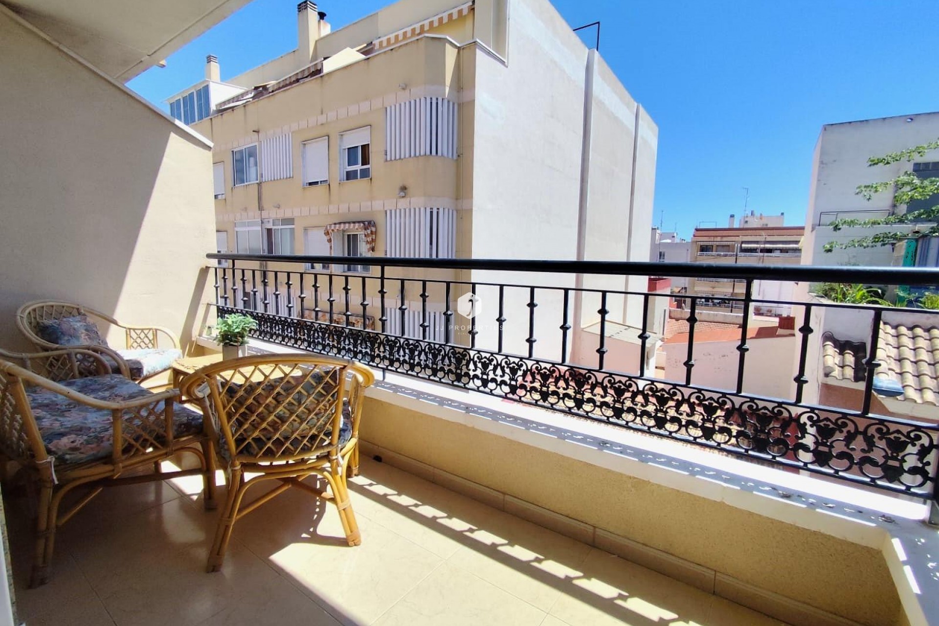D'occasion - Appartement -
Torrevieja - Centro