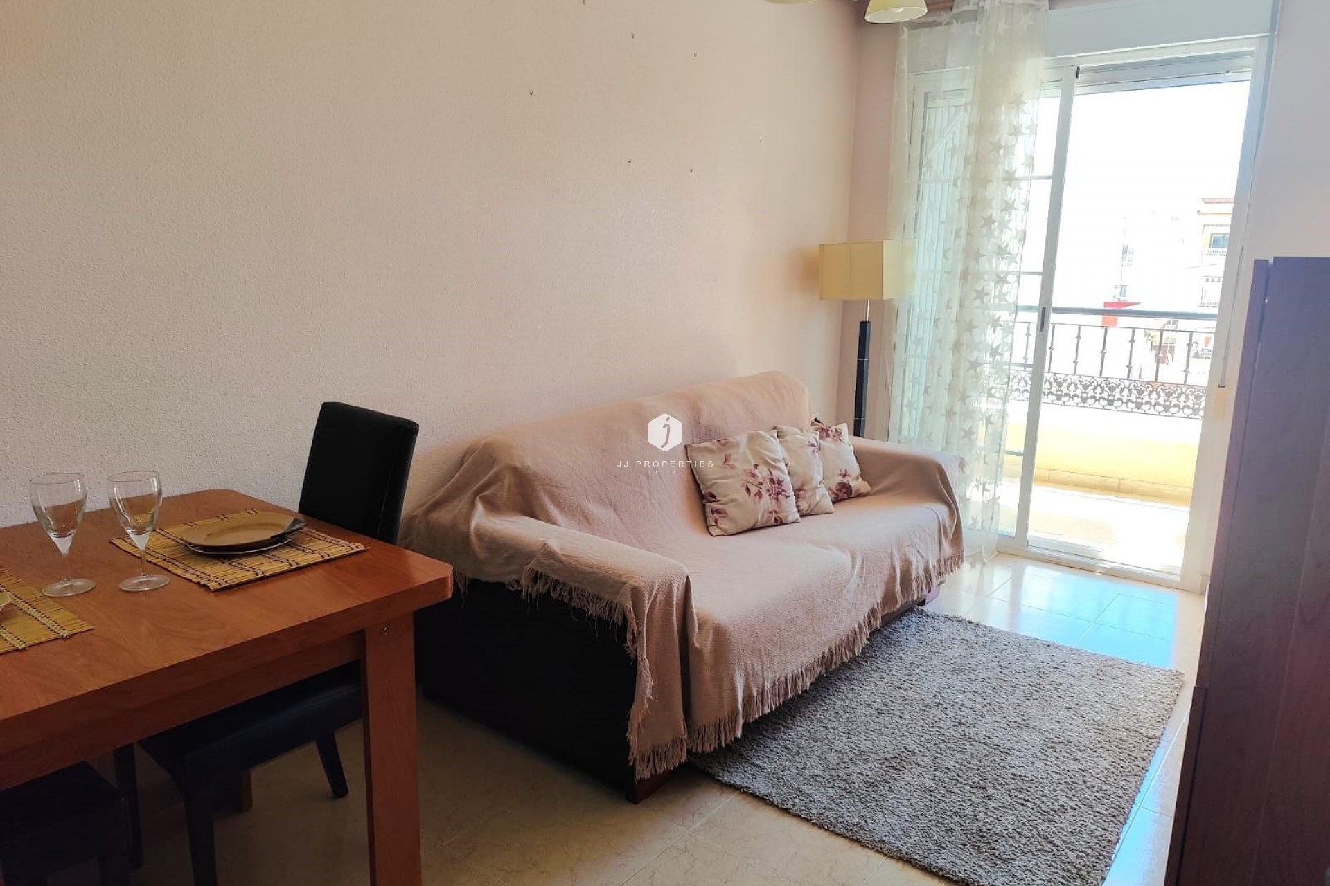 D'occasion - Appartement -
Torrevieja - Centro